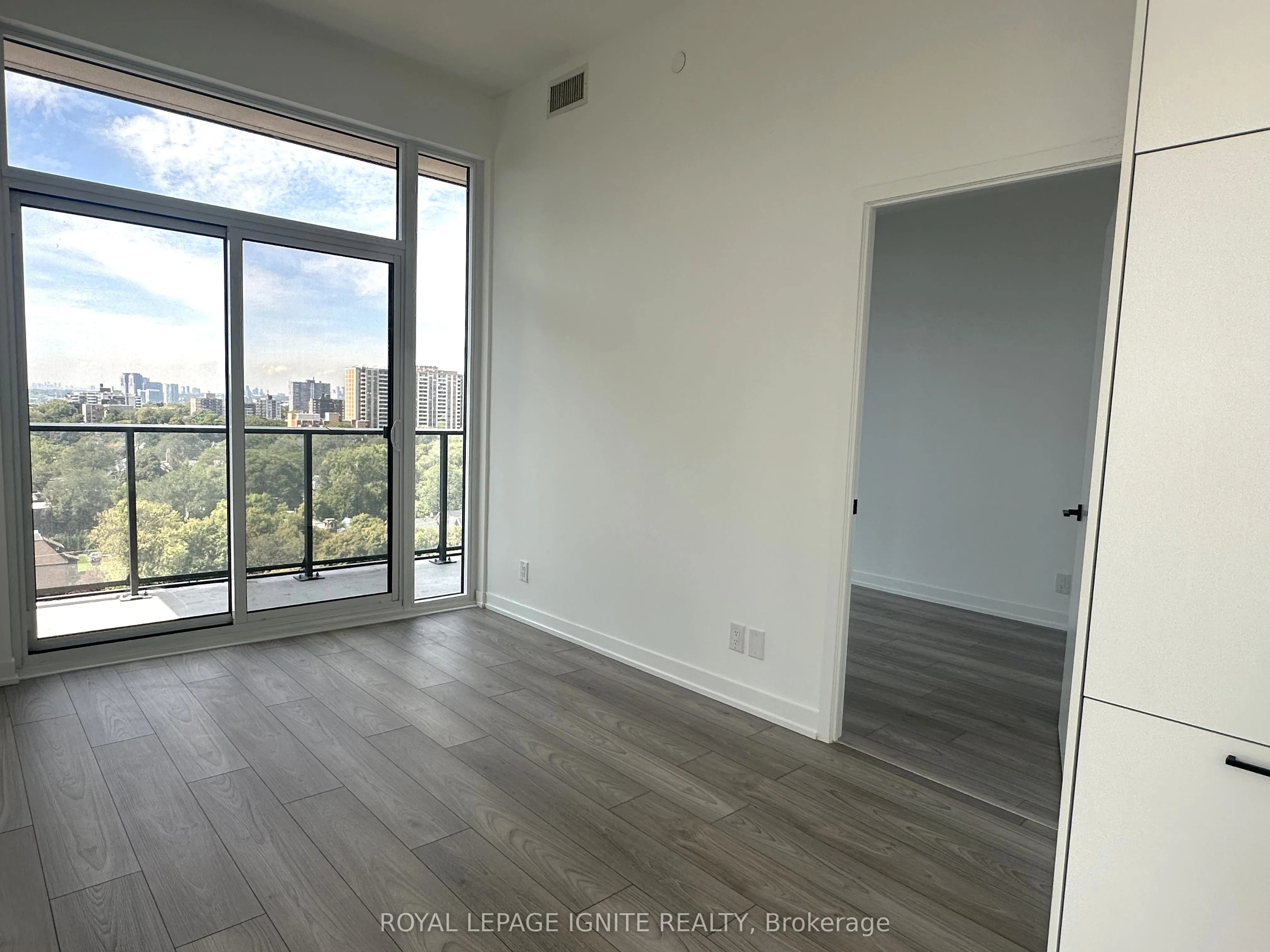 285 Dufferin Street, #Unit #1120