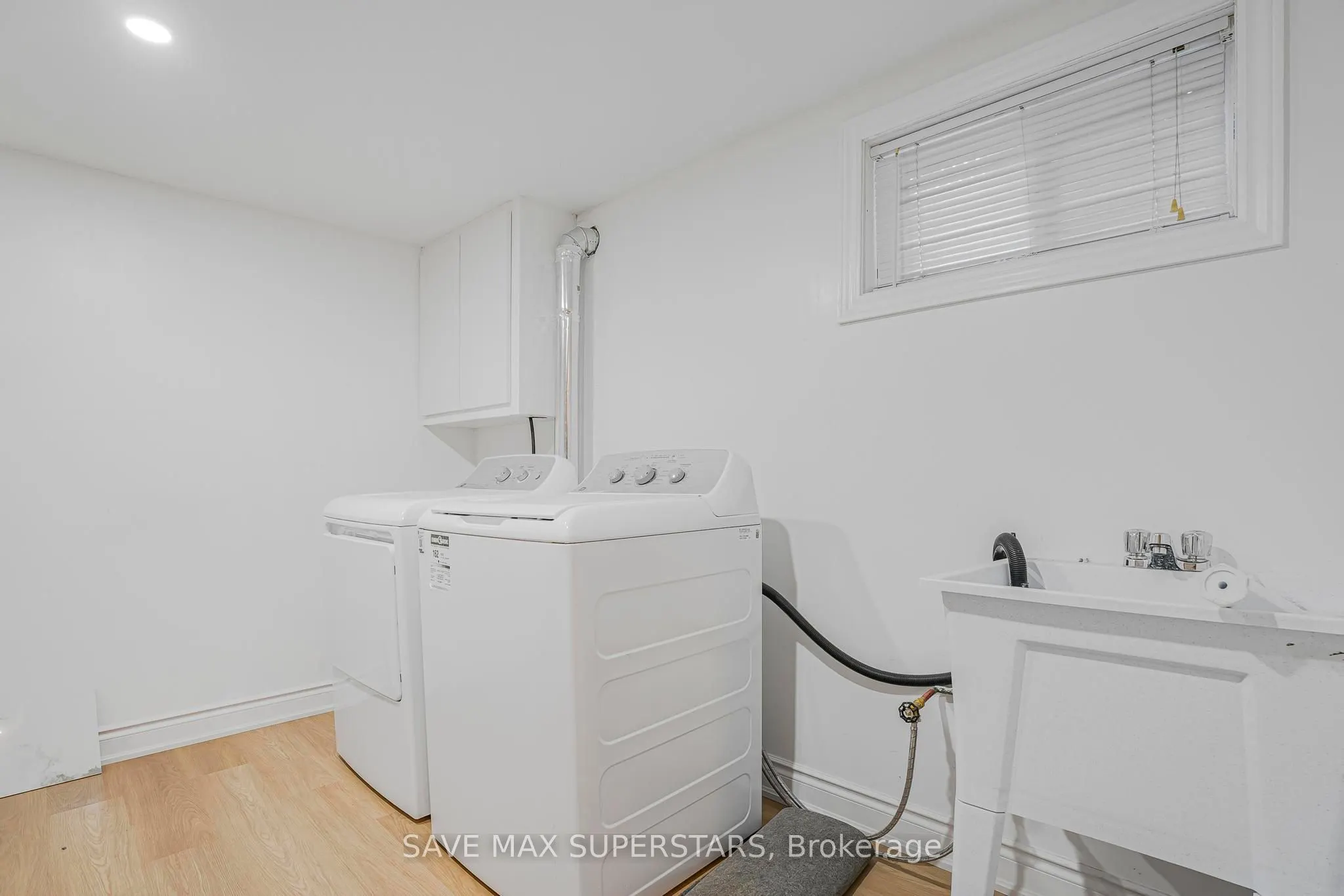 87 Pennington Crescent, #Lower