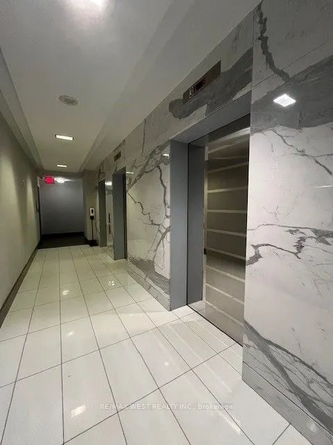235 Sherway Gardens Road, #911
