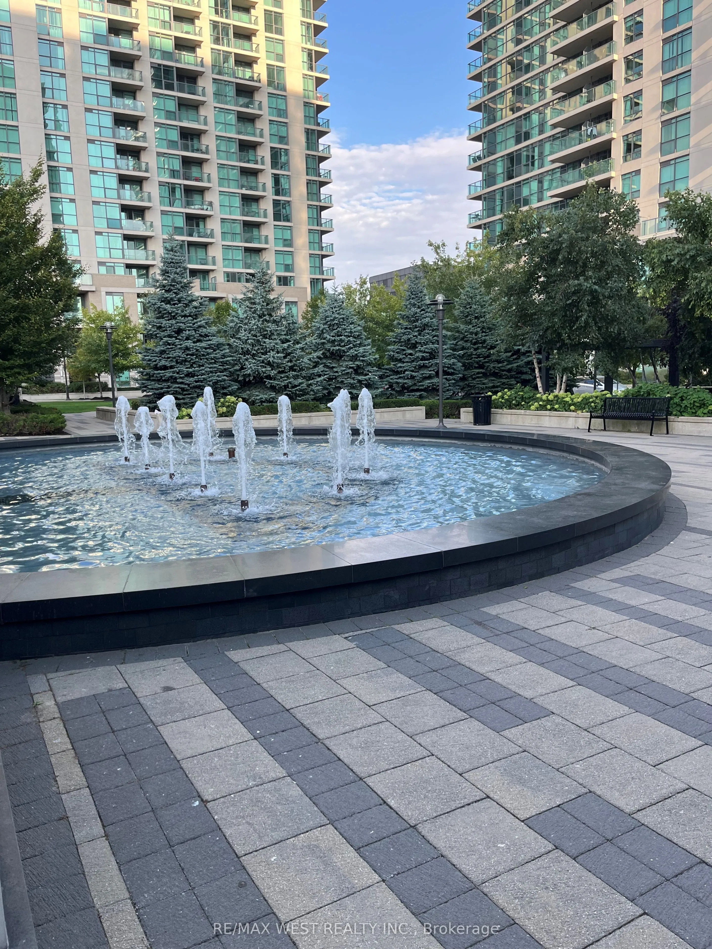 235 Sherway Gardens Road, #911