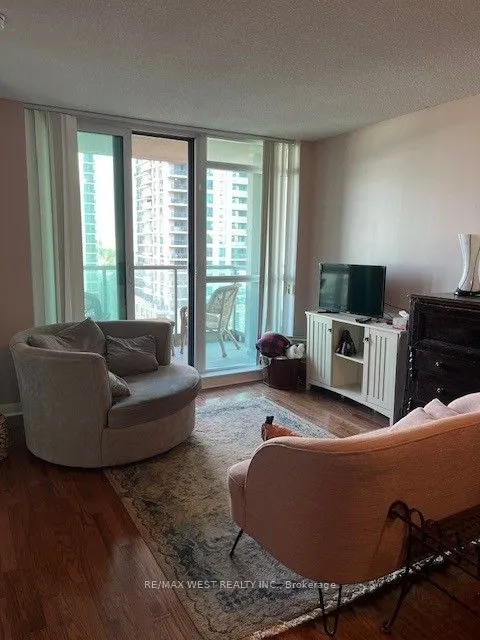 235 Sherway Gardens Road, #911