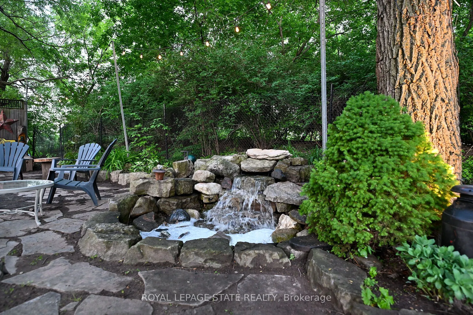 792 Old York Road