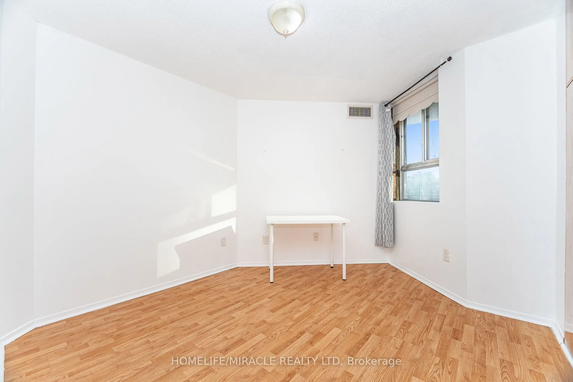 236 Albion Road, #208