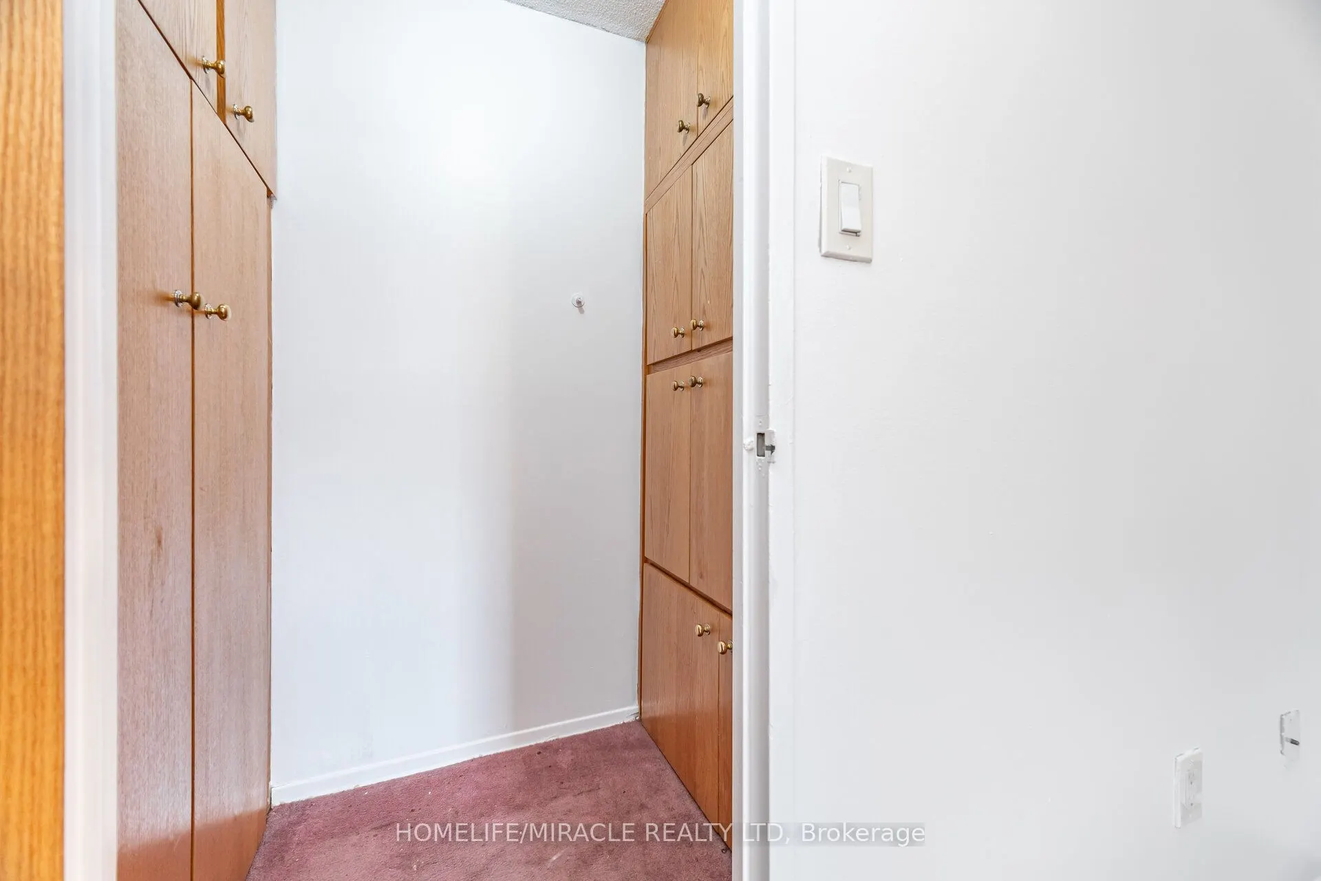 236 Albion Road, #208