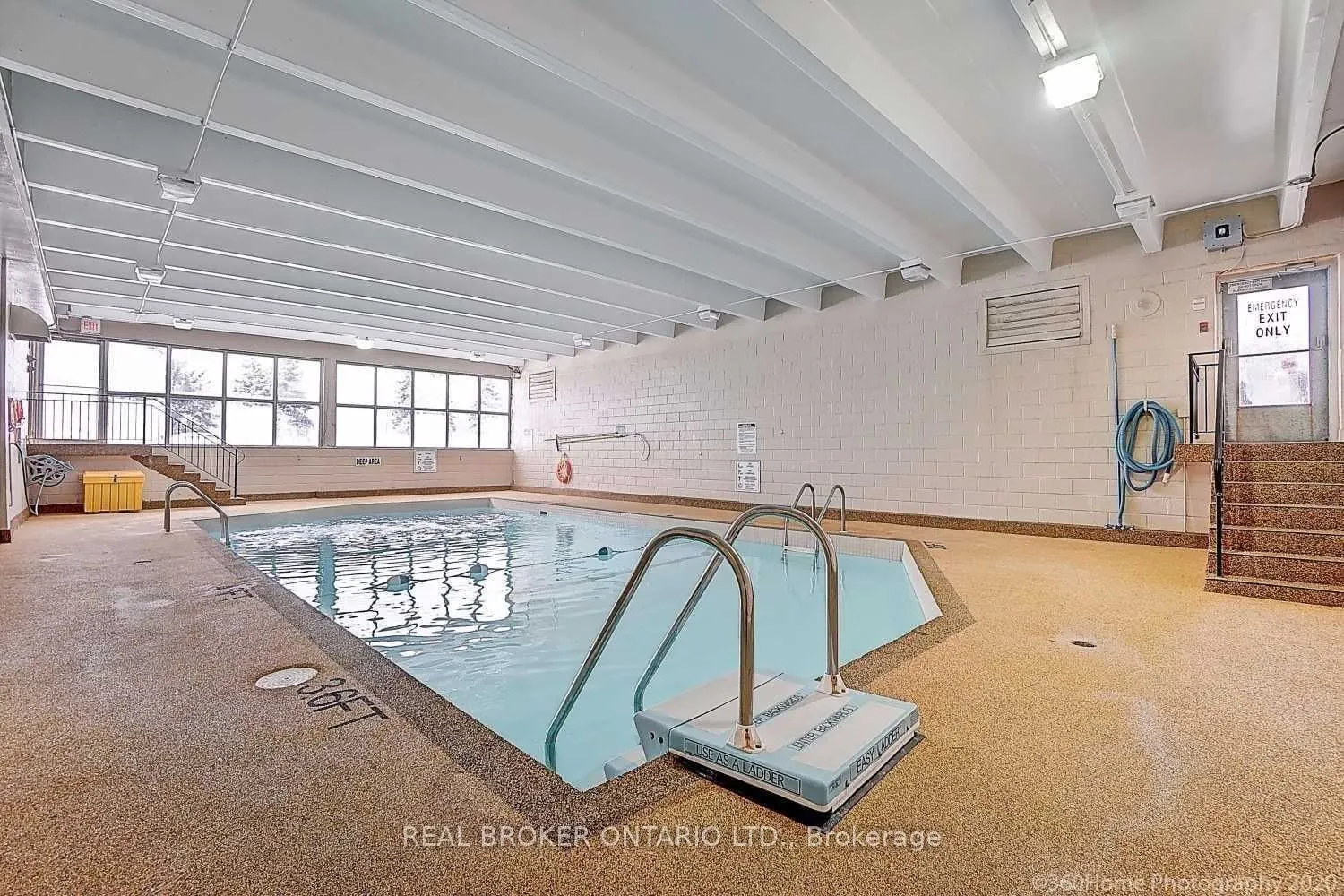 530 Lolita Gardens, #303