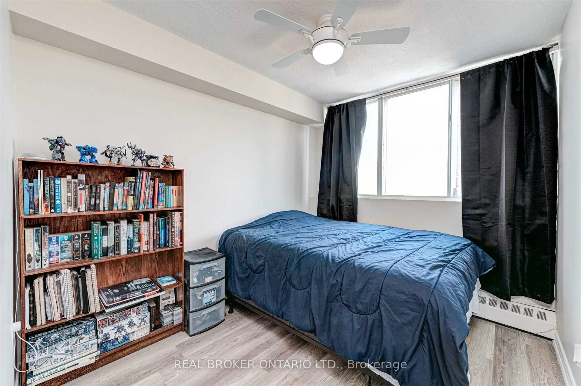 530 Lolita Gardens, #303