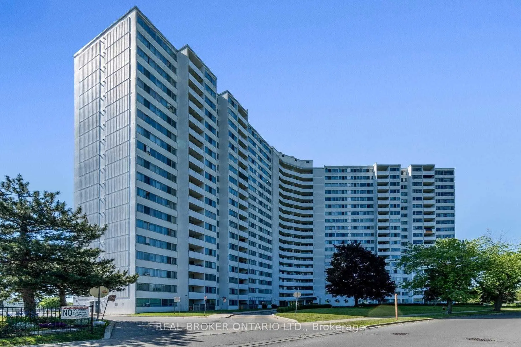 530 Lolita Gardens, #303