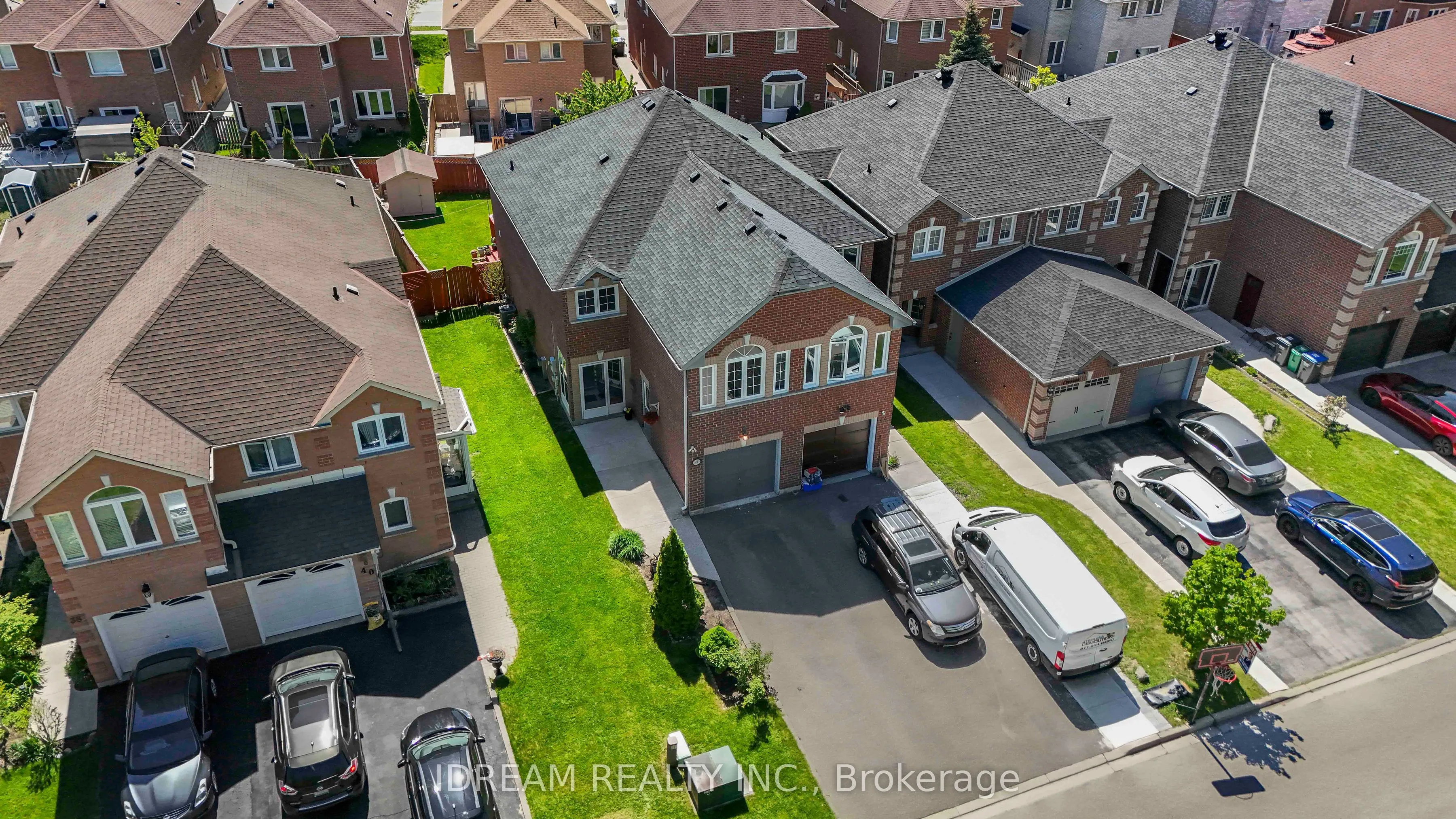 42 Mccleave Crescent