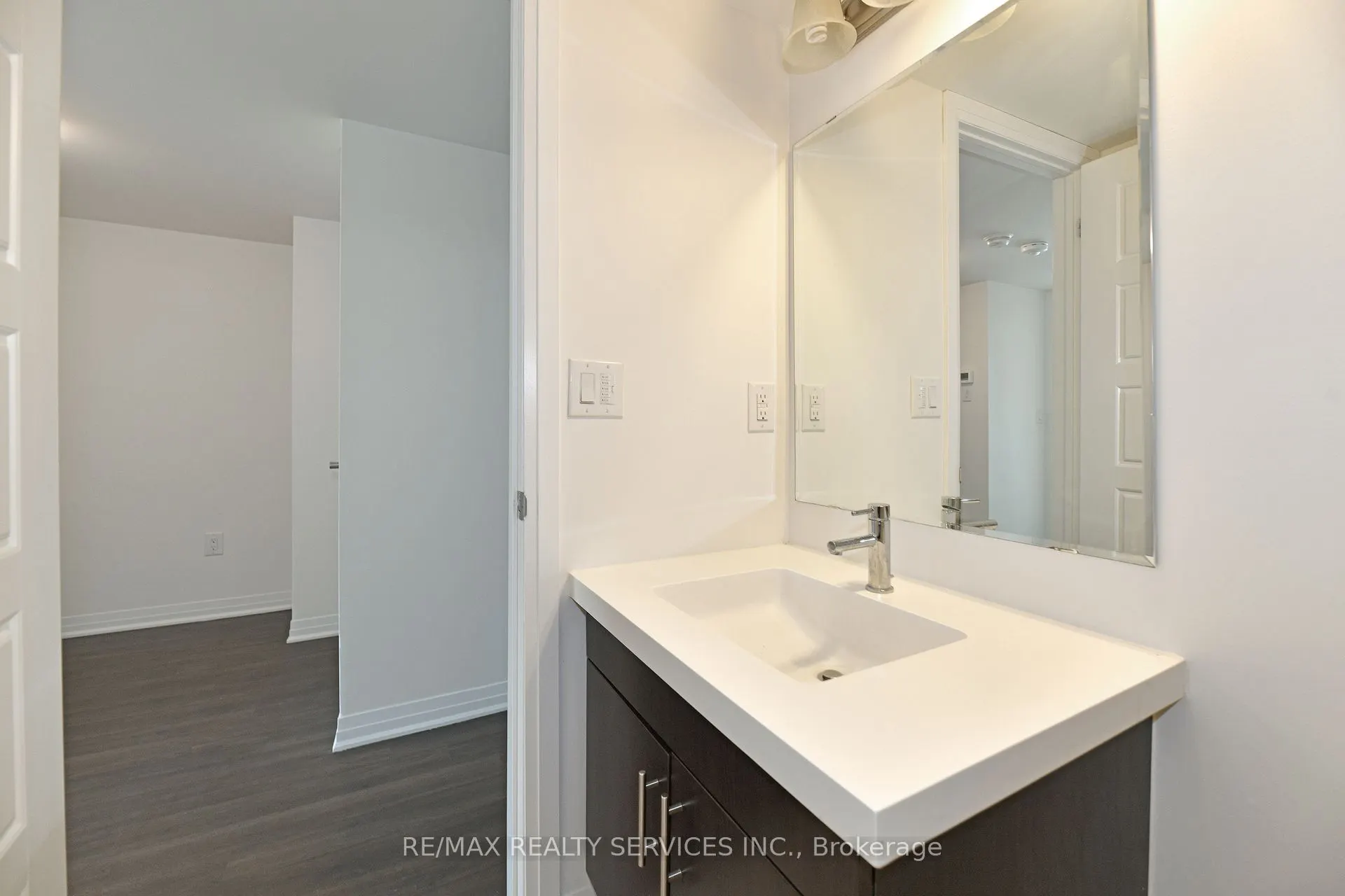142 William Duncan Road, #2
