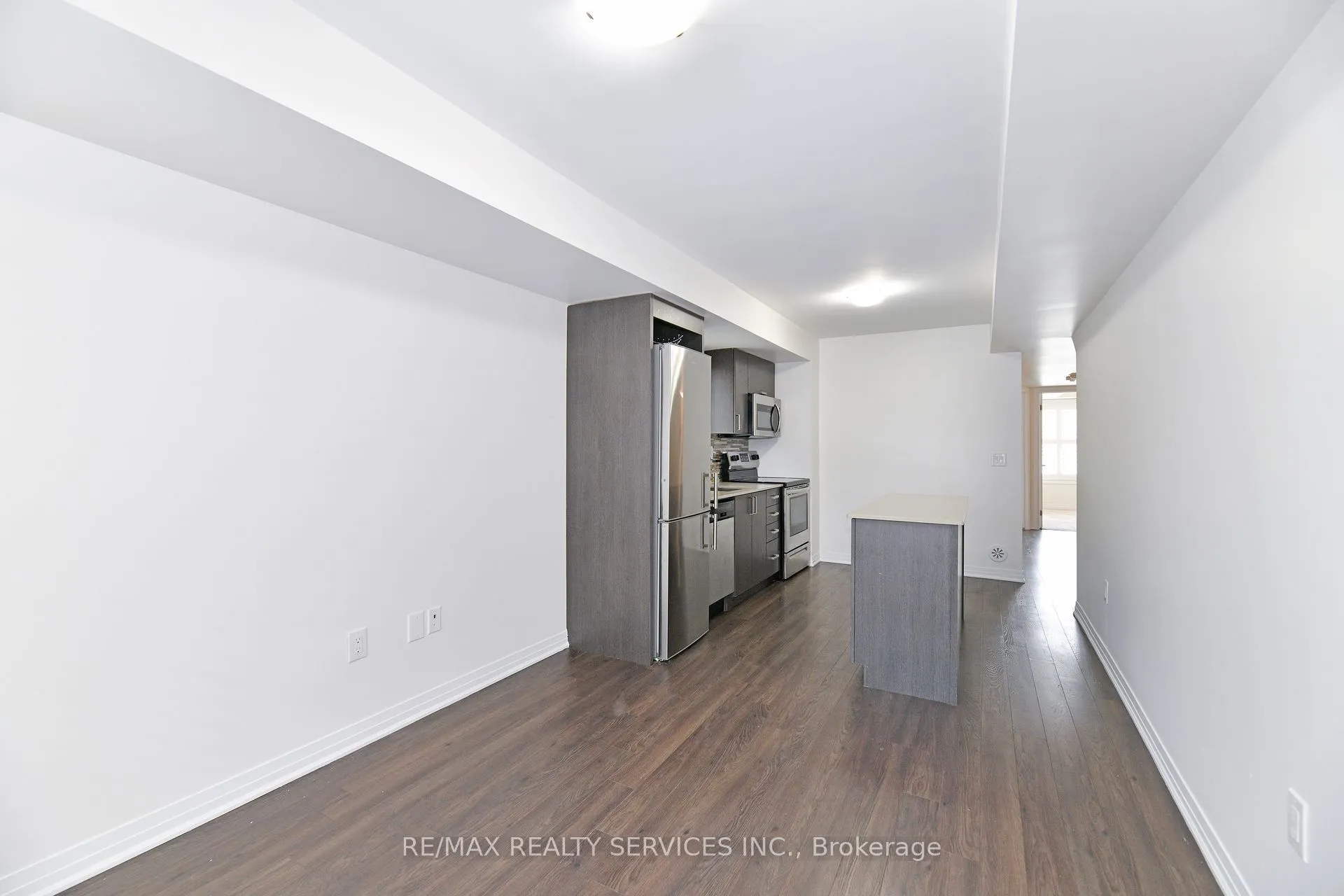 142 William Duncan Road, #2