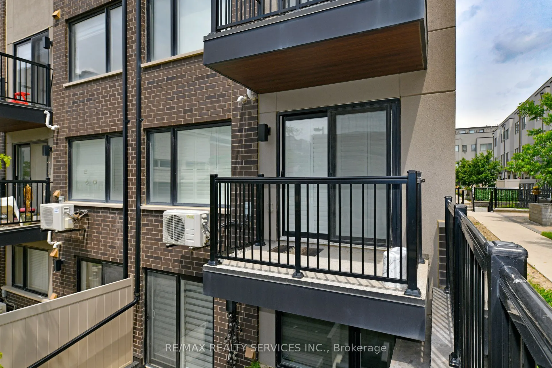 142 William Duncan Road, #2