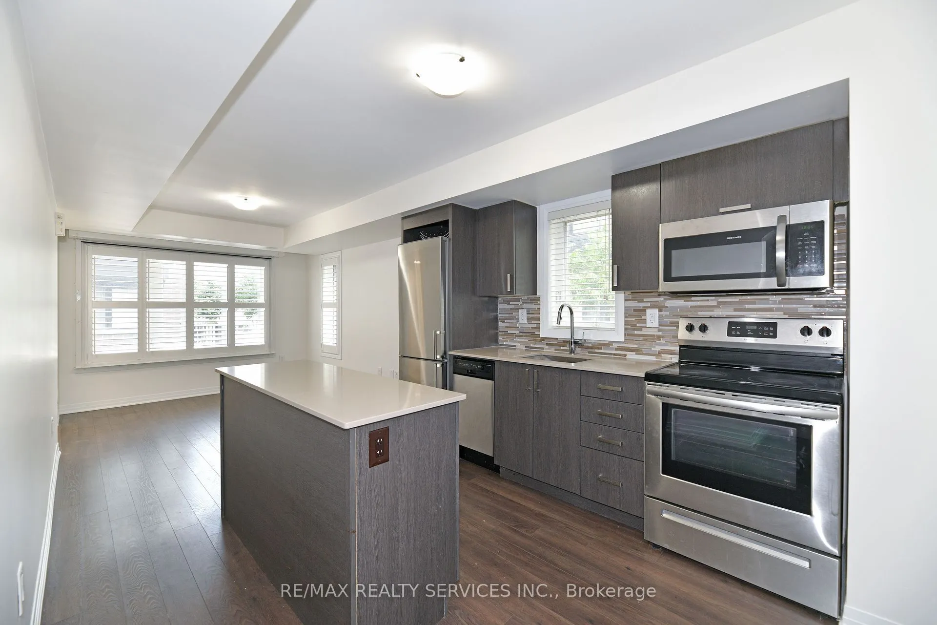 142 William Duncan Road, #2
