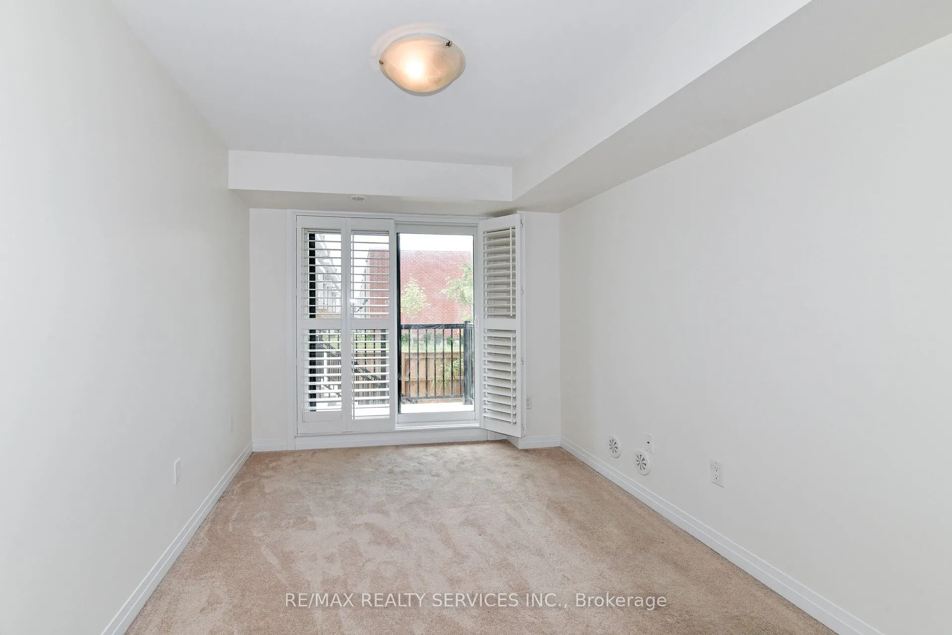 142 William Duncan Road, #2
