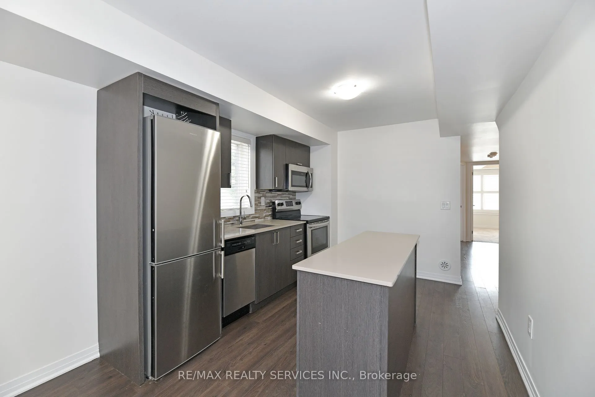 142 William Duncan Road, #2