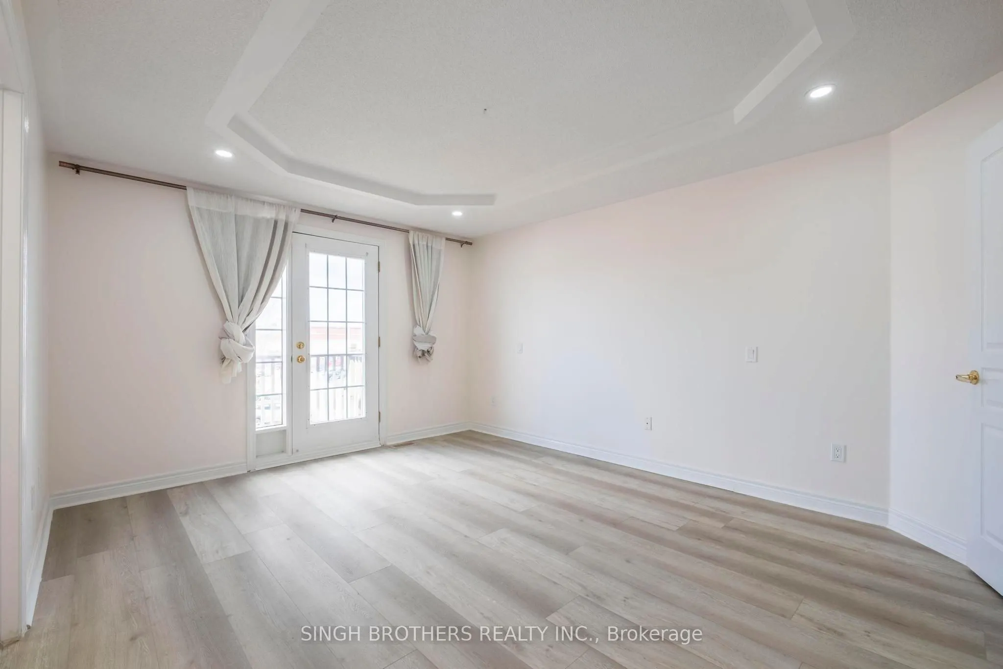 78 Mainard Crescent, #Upper