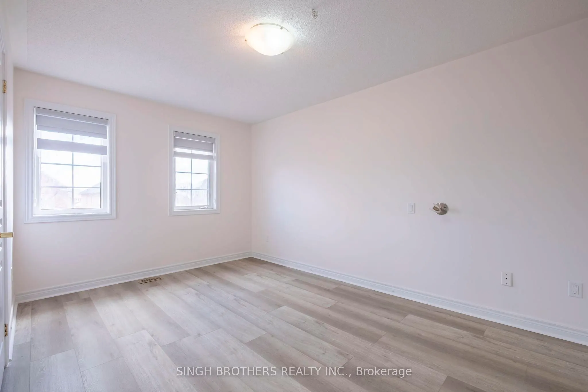 78 Mainard Crescent, #Upper