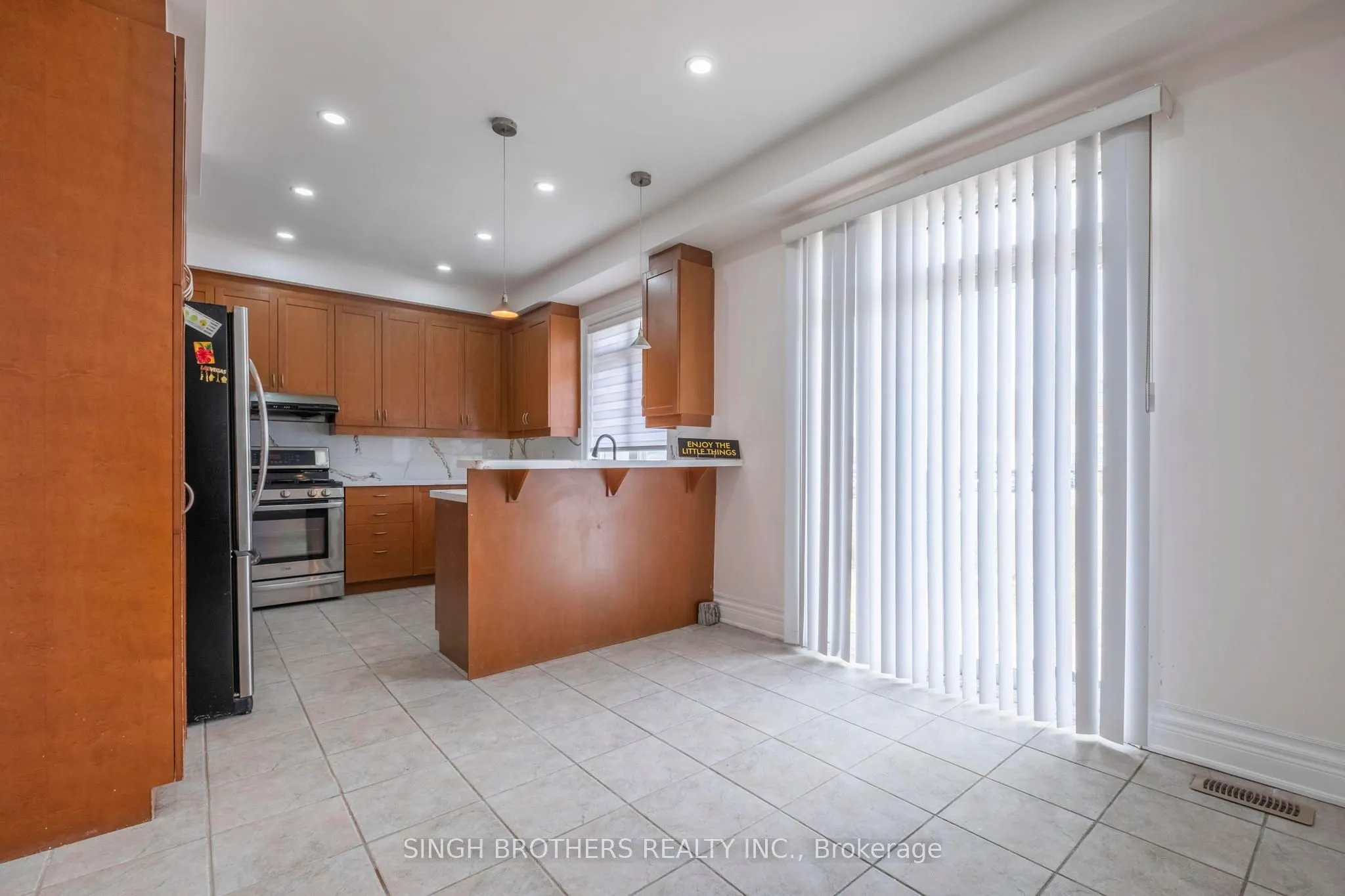 78 Mainard Crescent, #Upper