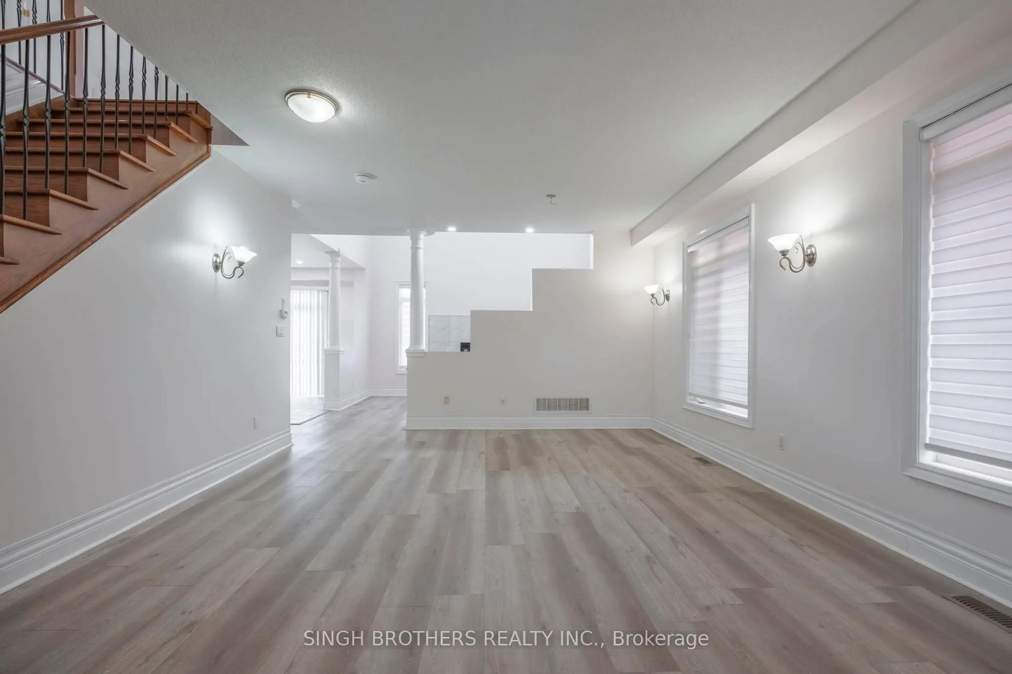 78 Mainard Crescent, #Upper