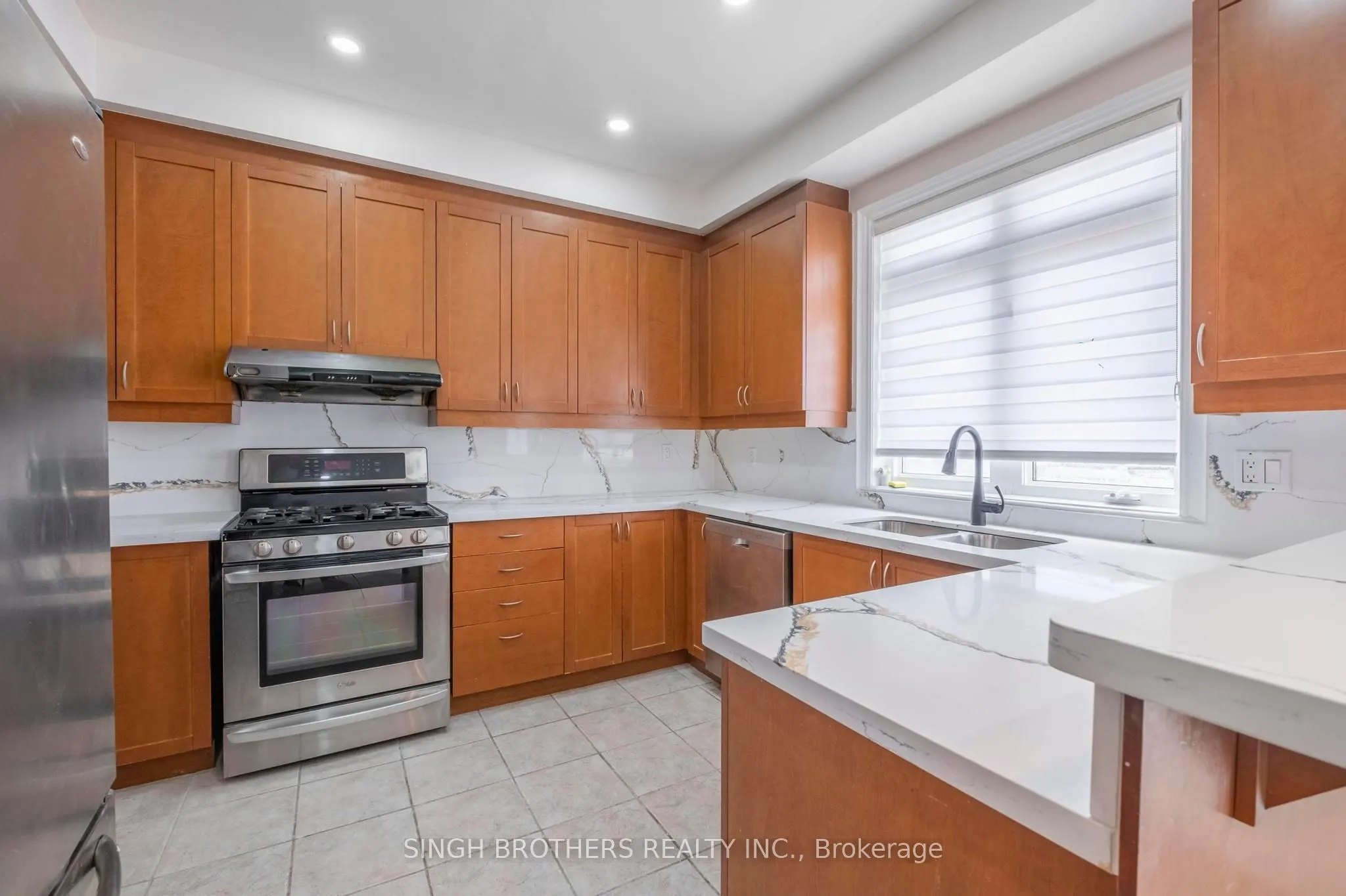 78 Mainard Crescent, #Upper