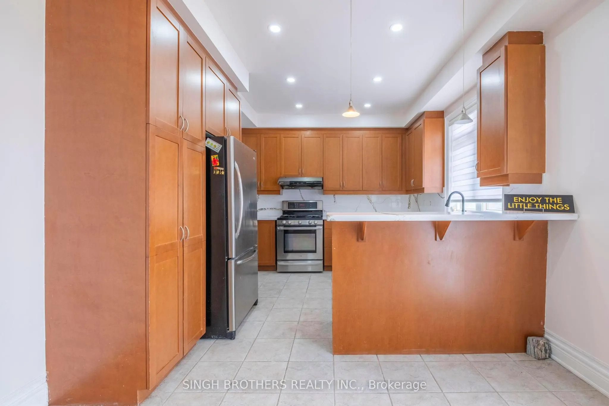 78 Mainard Crescent, #Upper