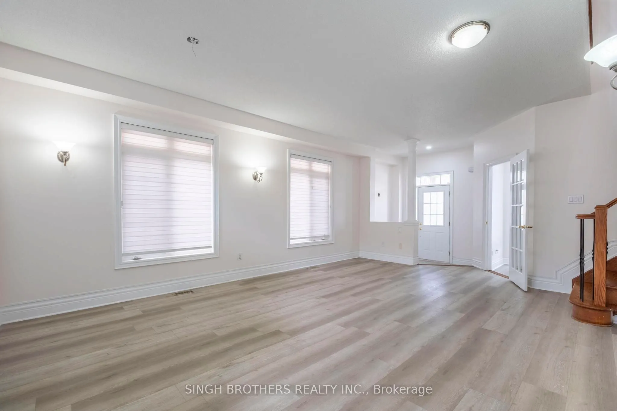 78 Mainard Crescent, #Upper