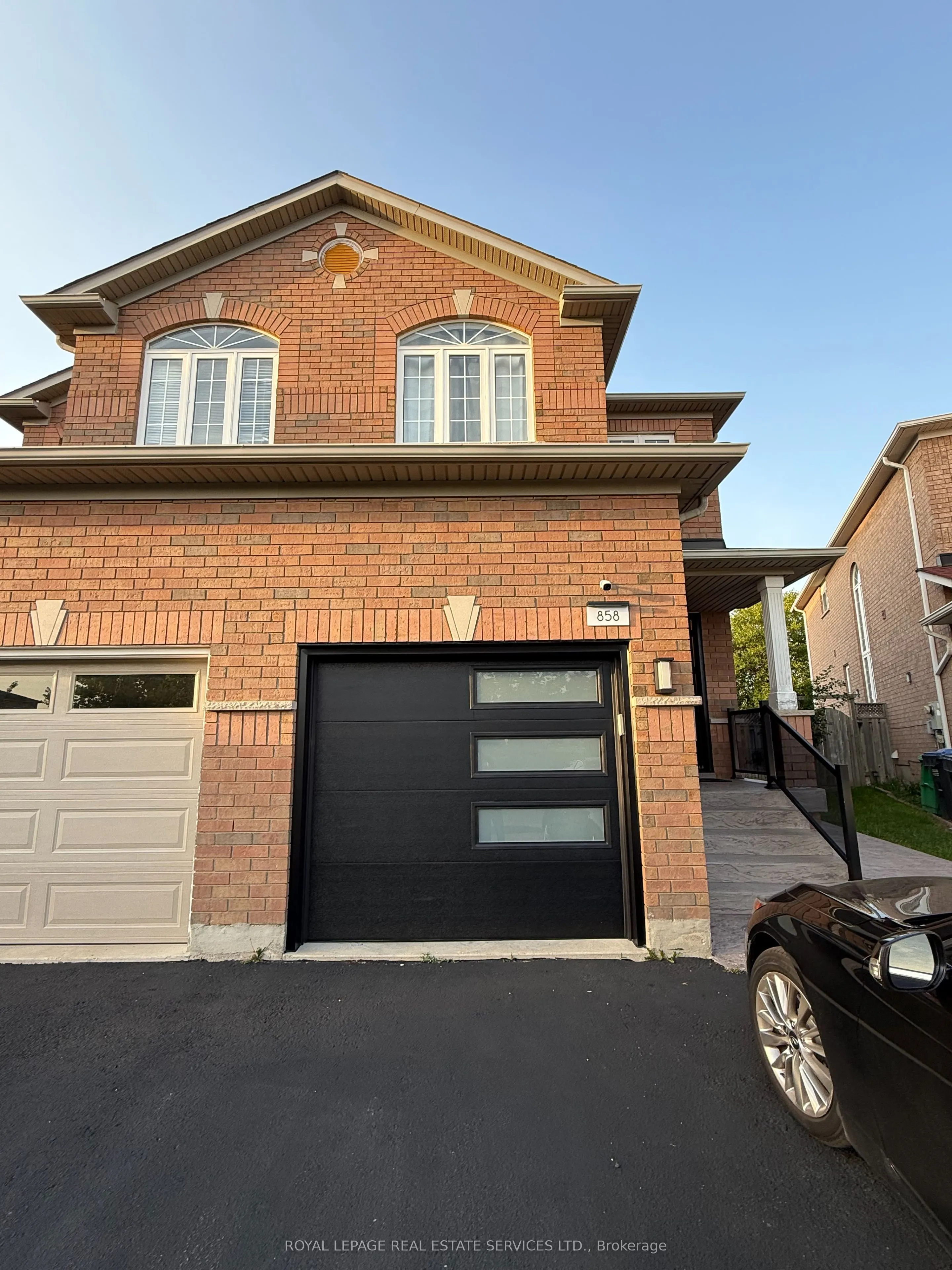 858 Khan Crescent, #Bsmt