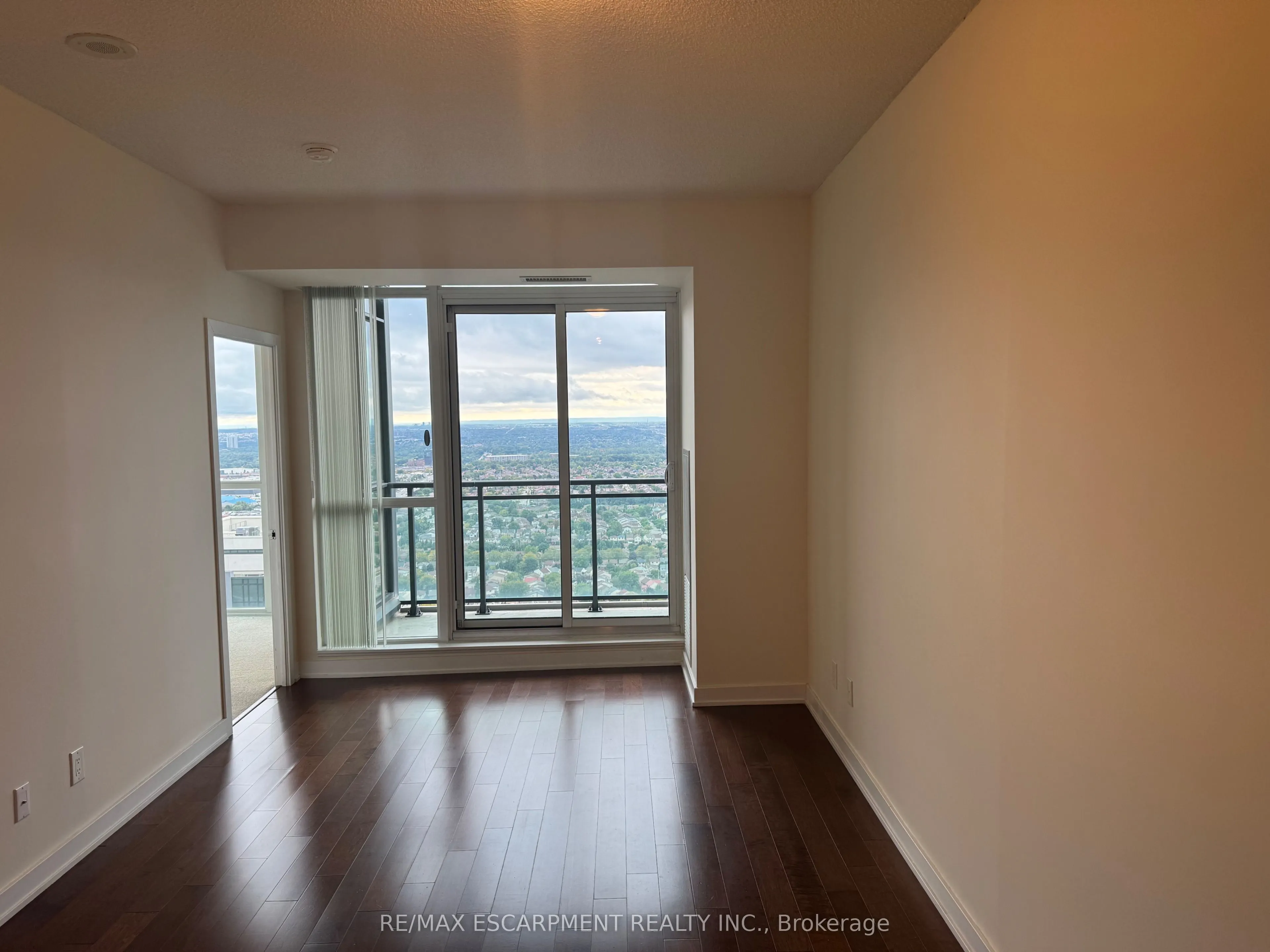 4070 Confederation Parkway, #4105