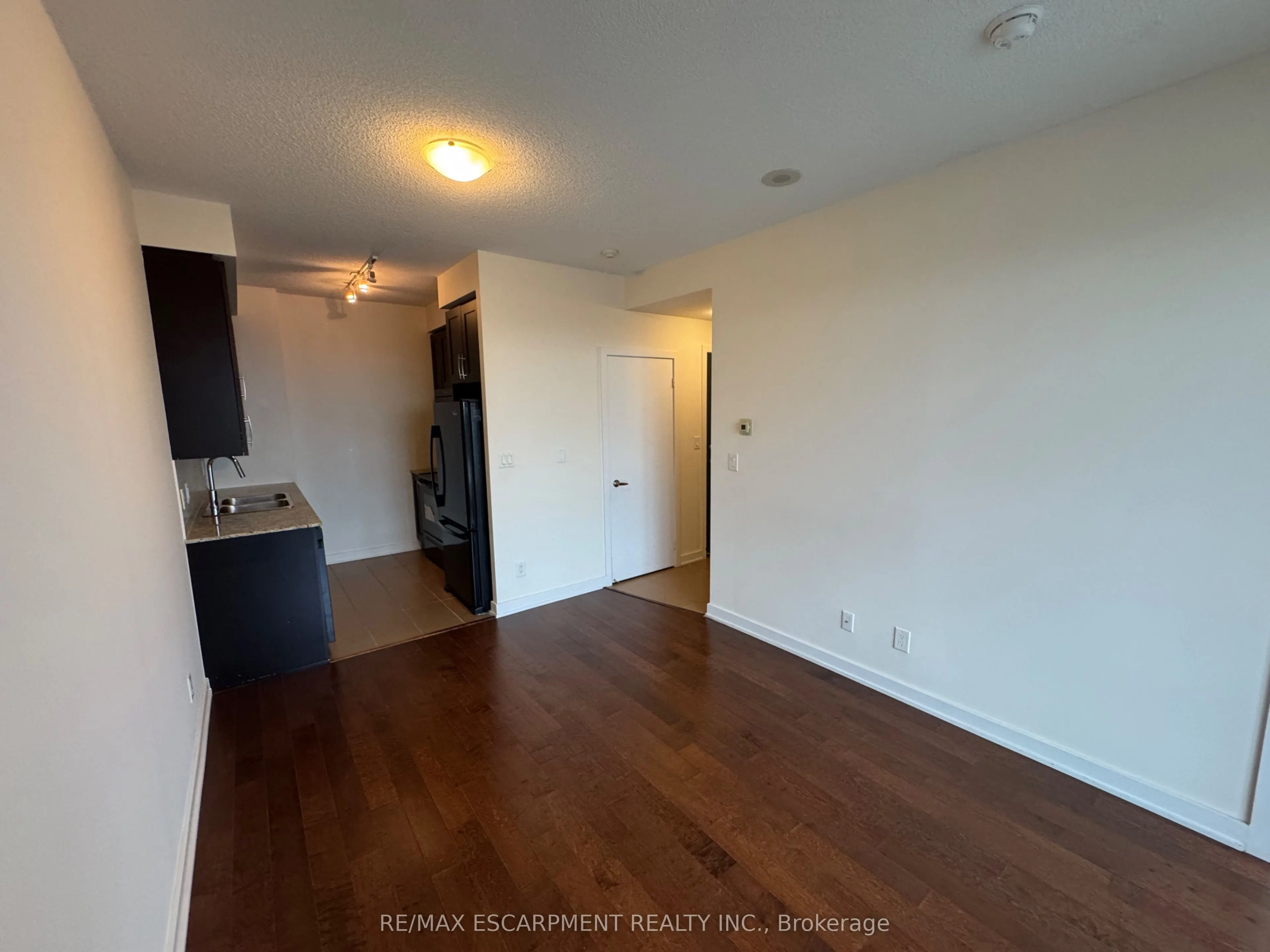 4070 Confederation Parkway, #4105