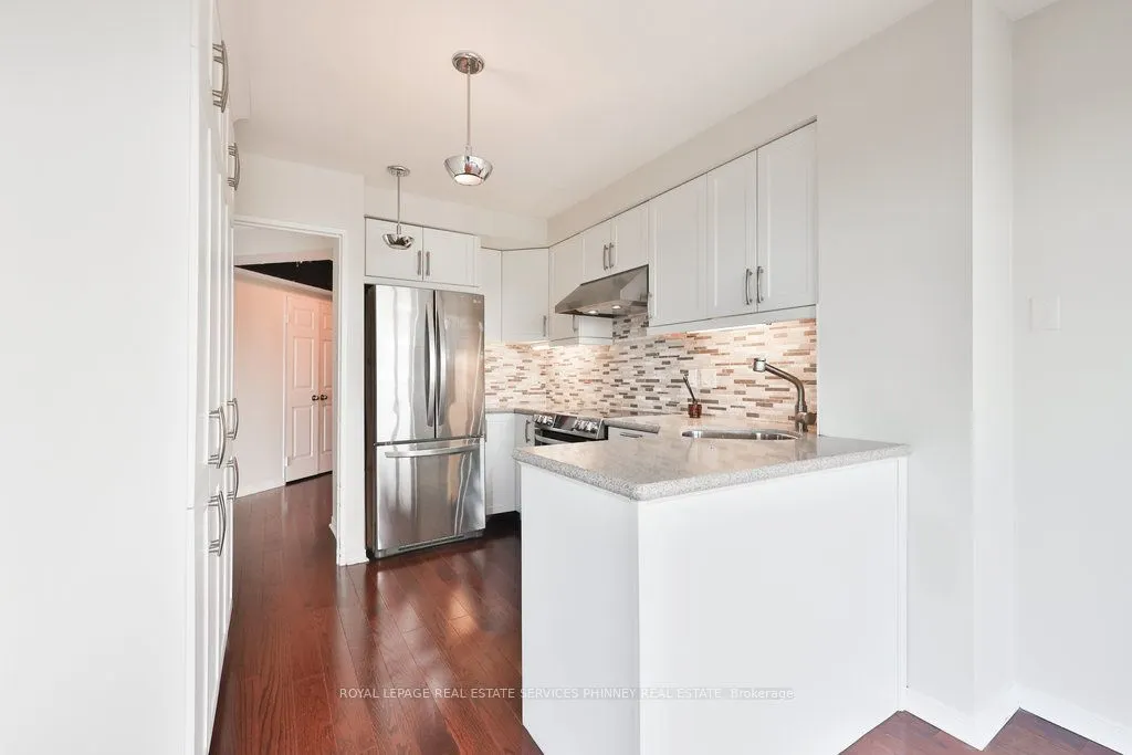 1700 The Collegeway, #709