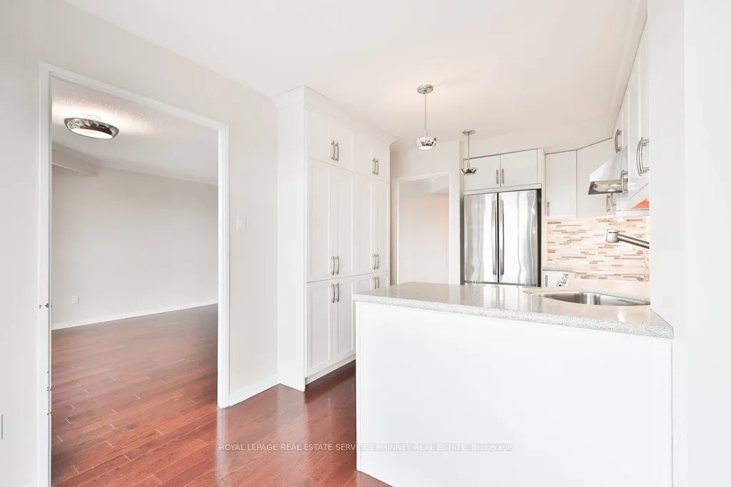 1700 The Collegeway, #709