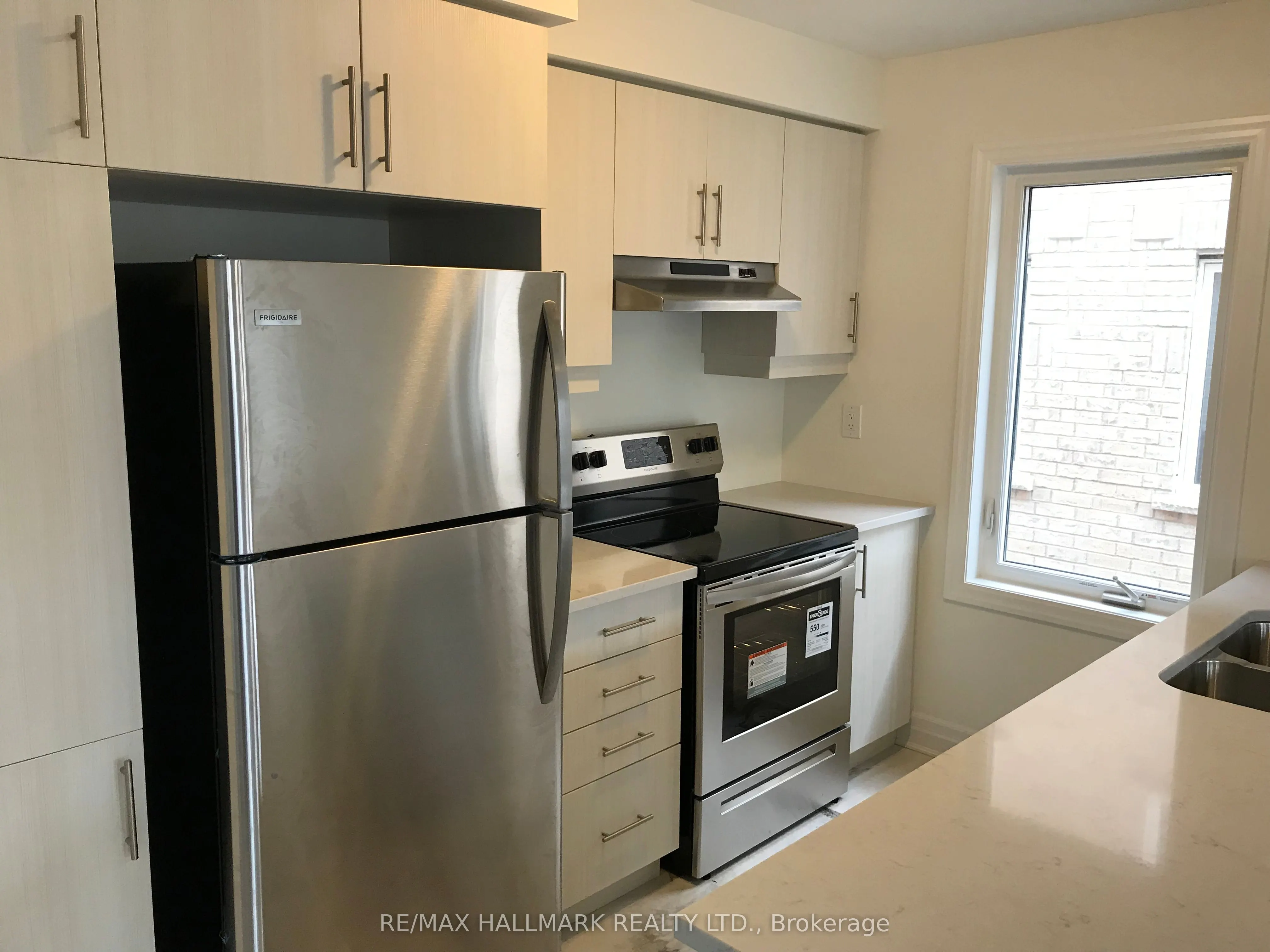 1161 Duignan Crescent
