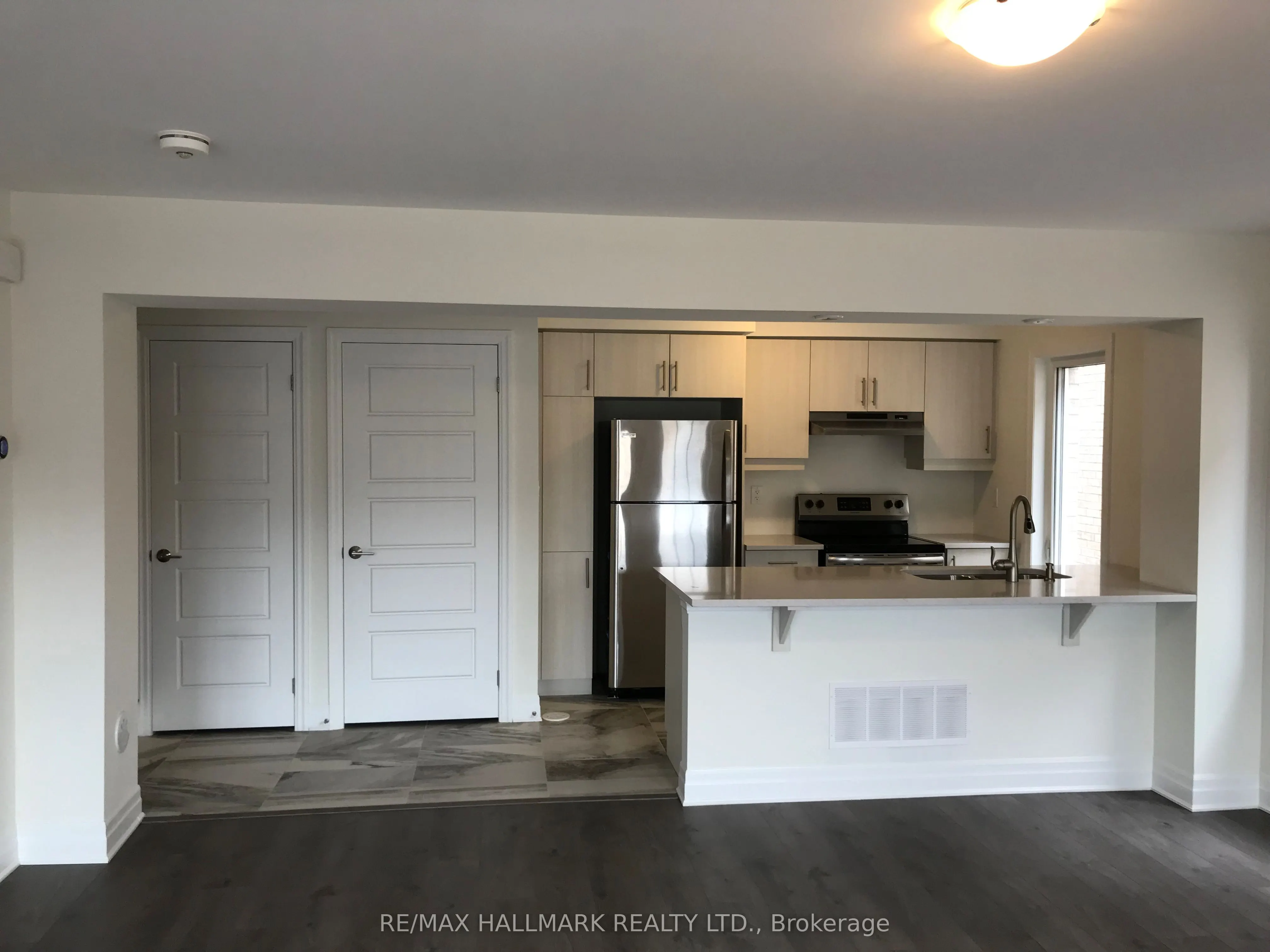1161 Duignan Crescent