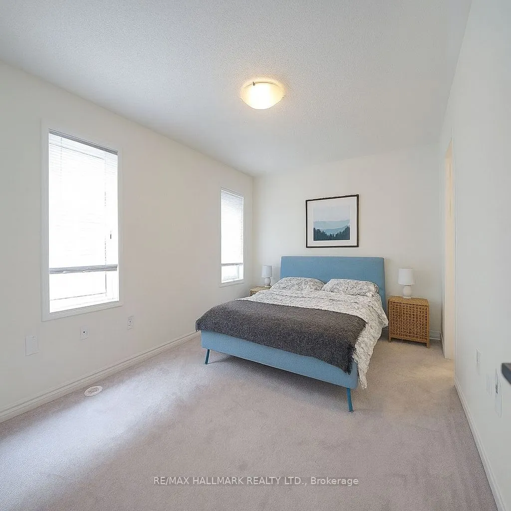1161 Duignan Crescent