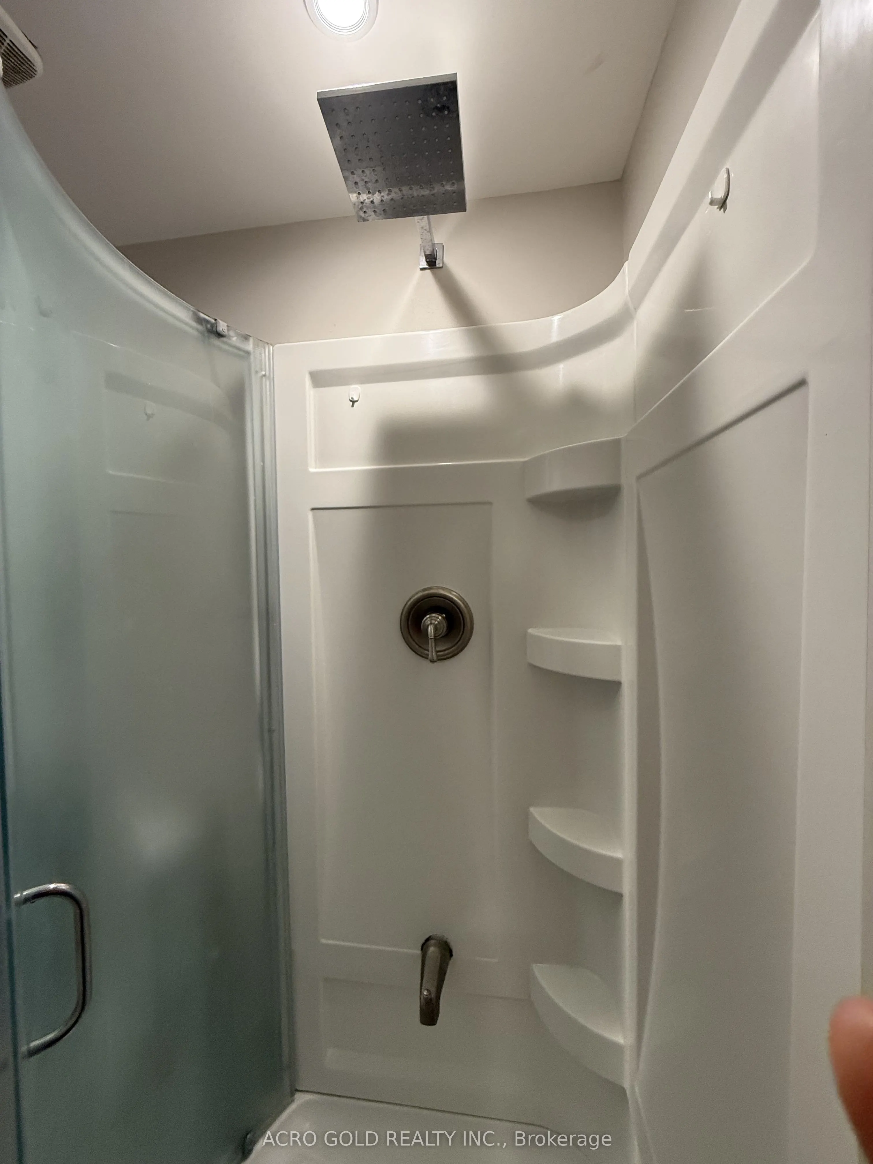 420 Hansen Road N, #01