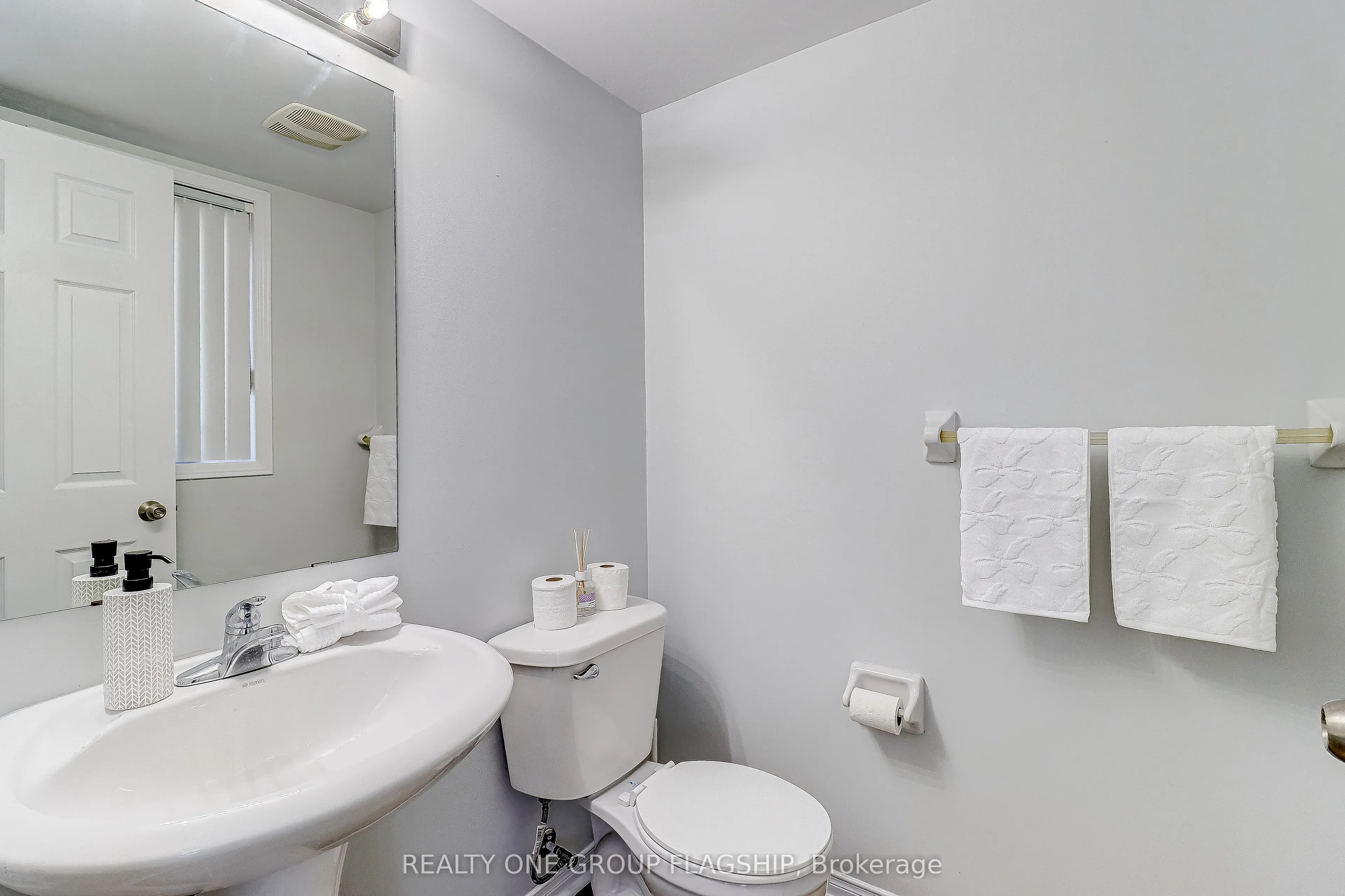 3050 Erin Centre Boulevard, #114