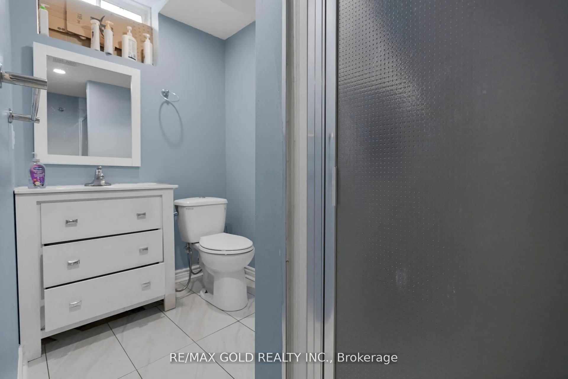 255 Brisdale Drive