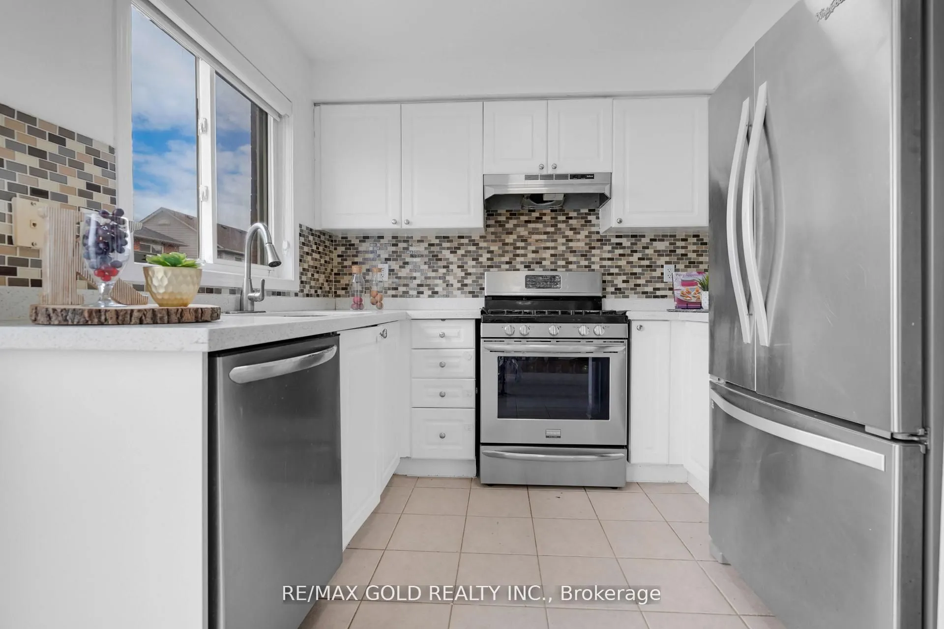 255 Brisdale Drive