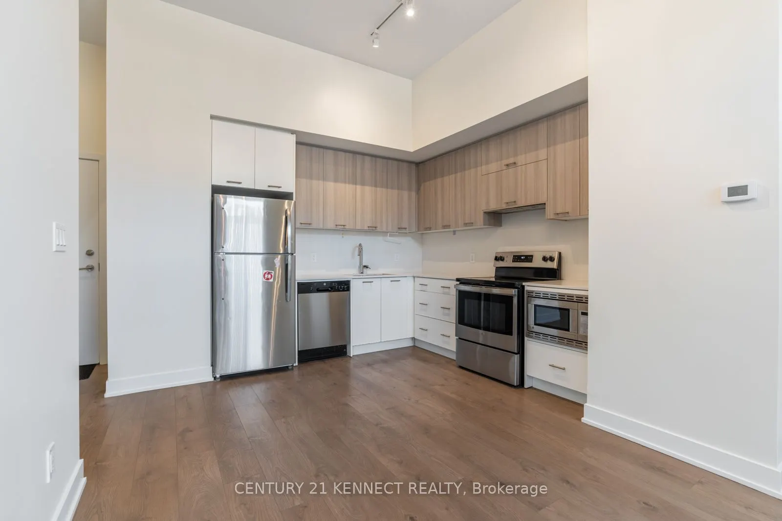 180 Veterans Drive, #101