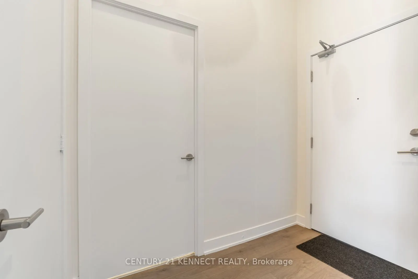 180 Veterans Drive, #101