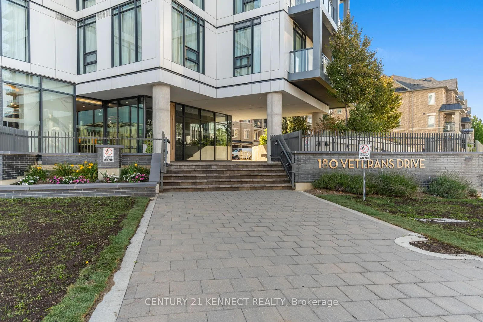 180 Veterans Drive, #101