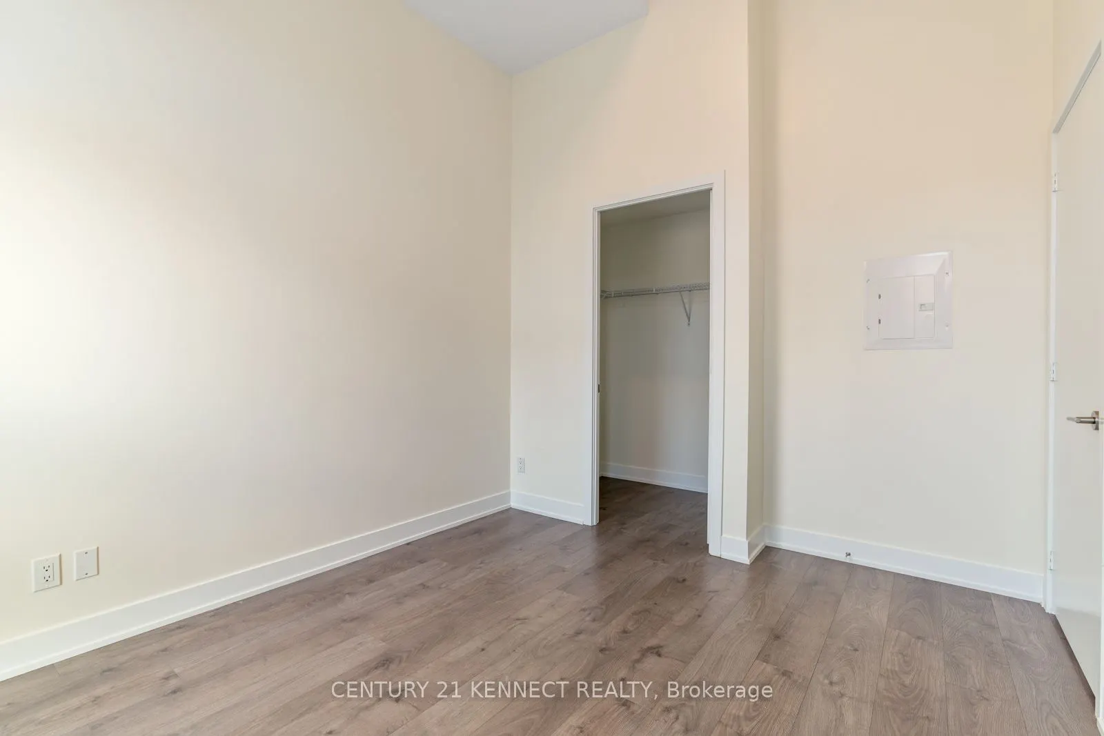 180 Veterans Drive, #101