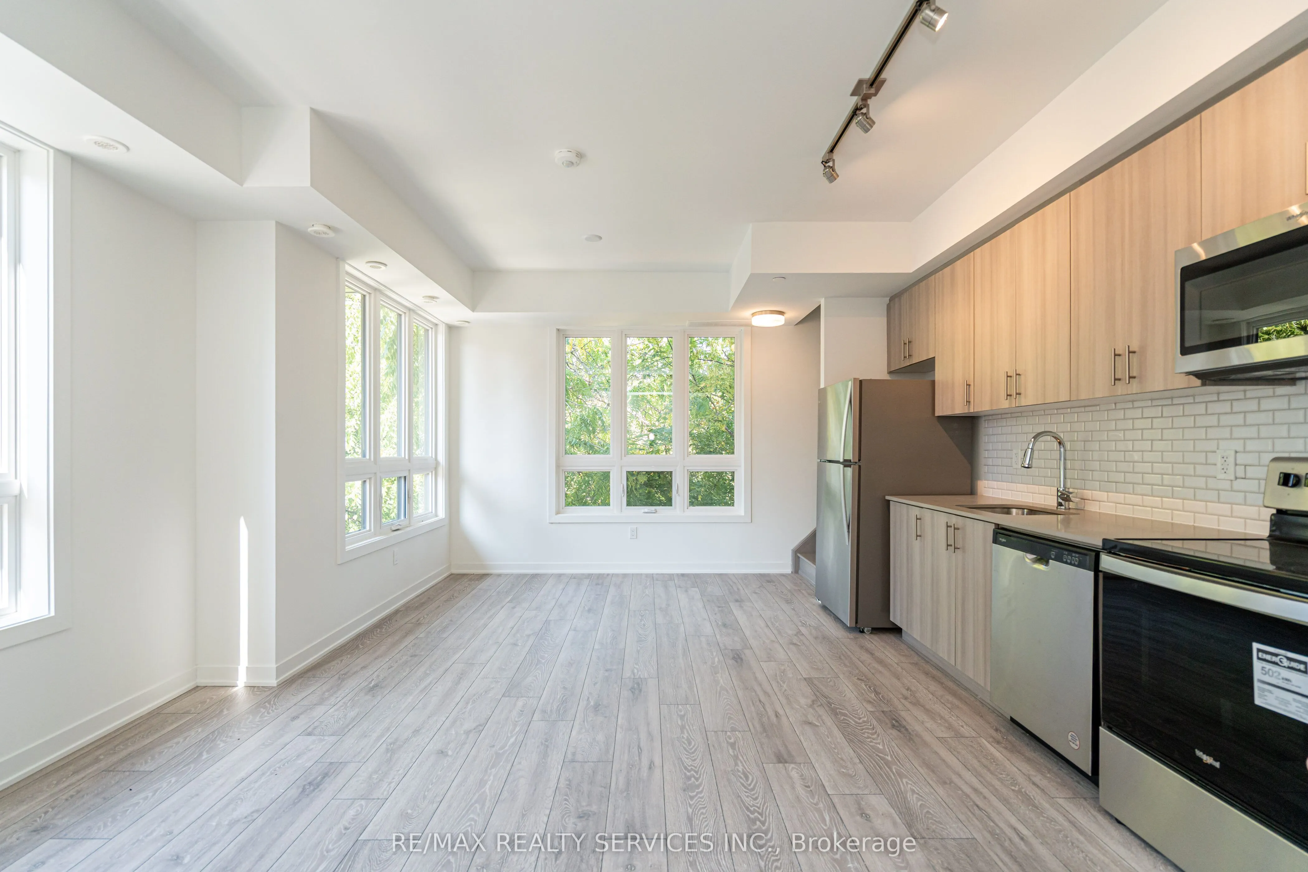 4017 Hickory Drive, #16