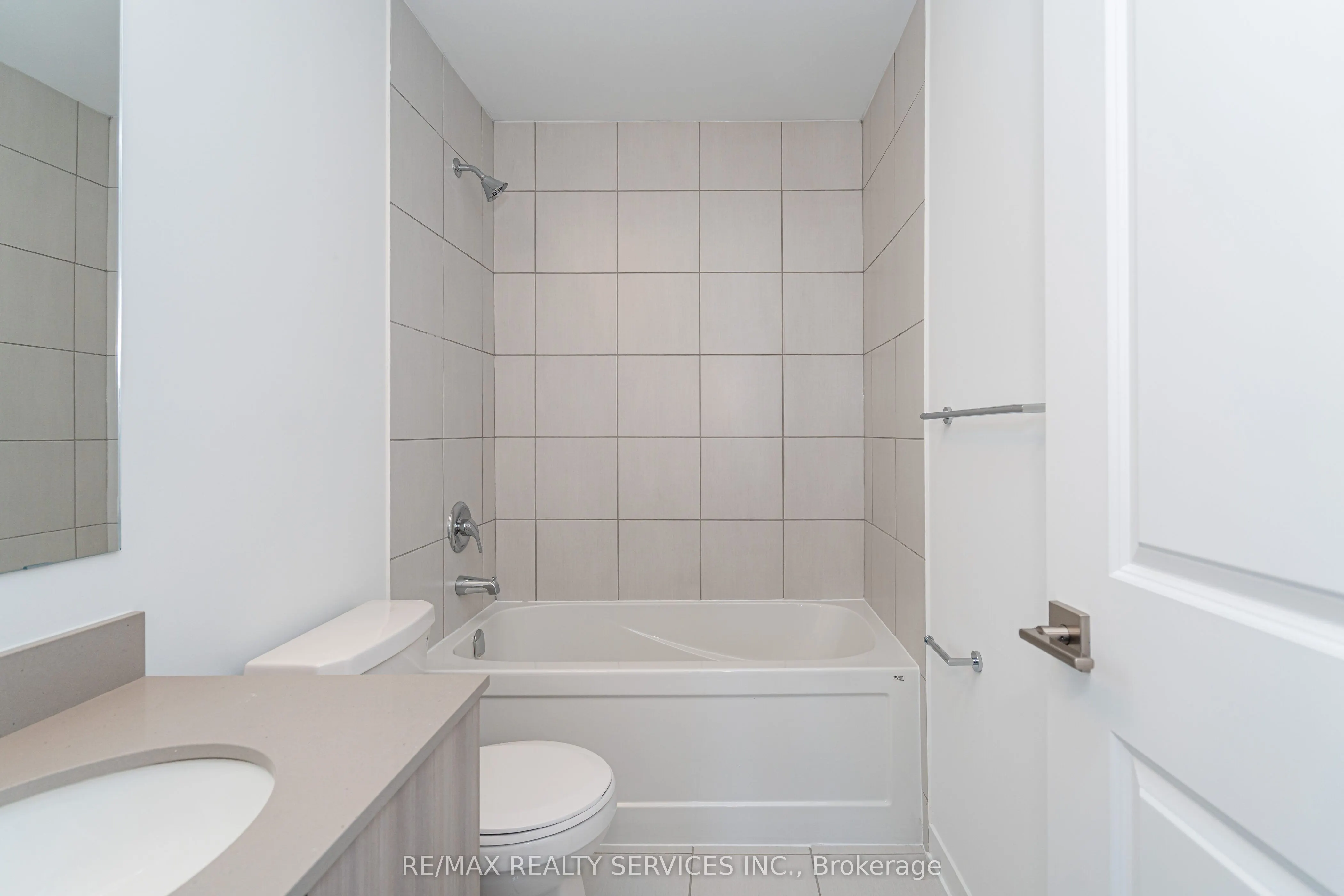 4017 Hickory Drive, #16