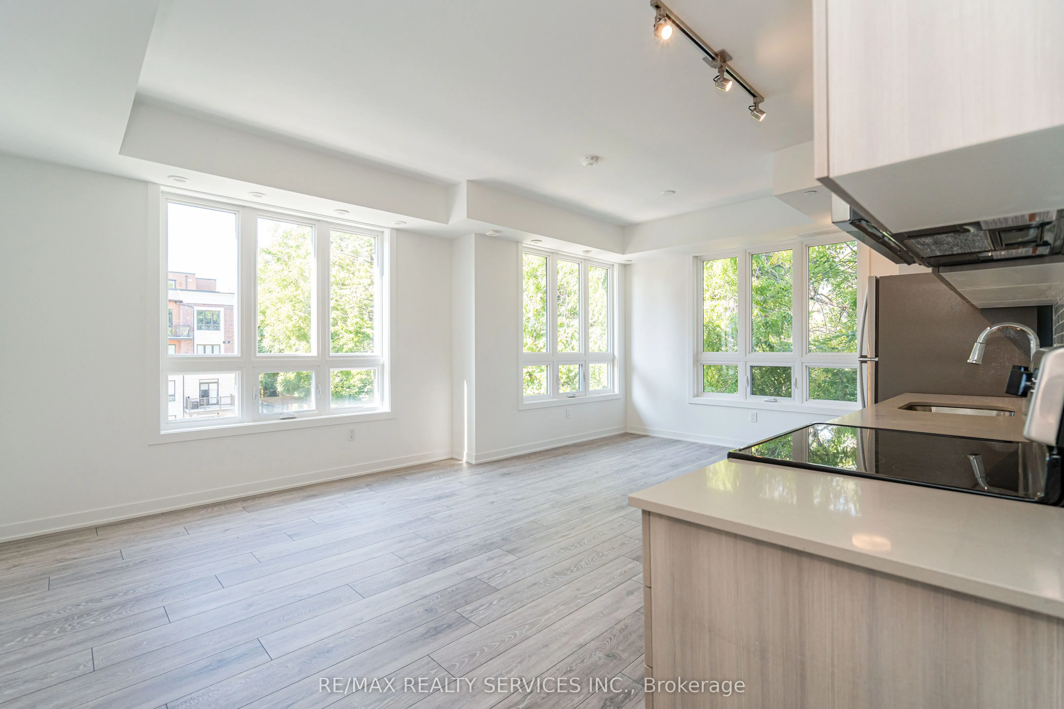 4017 Hickory Drive, #16