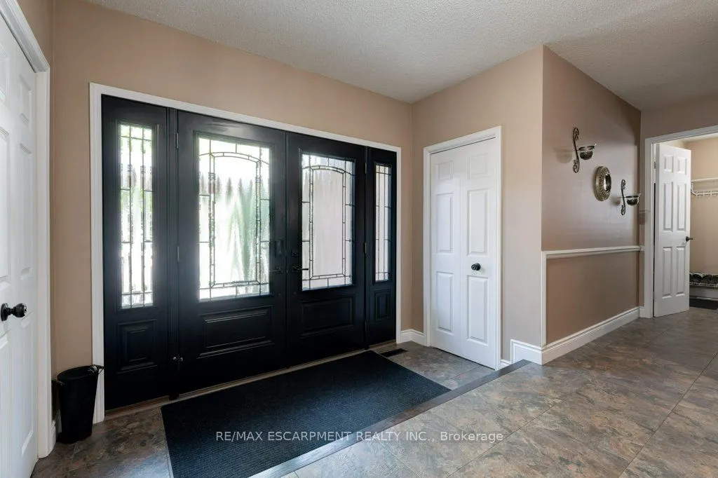 2010 WINDY OAKS Drive