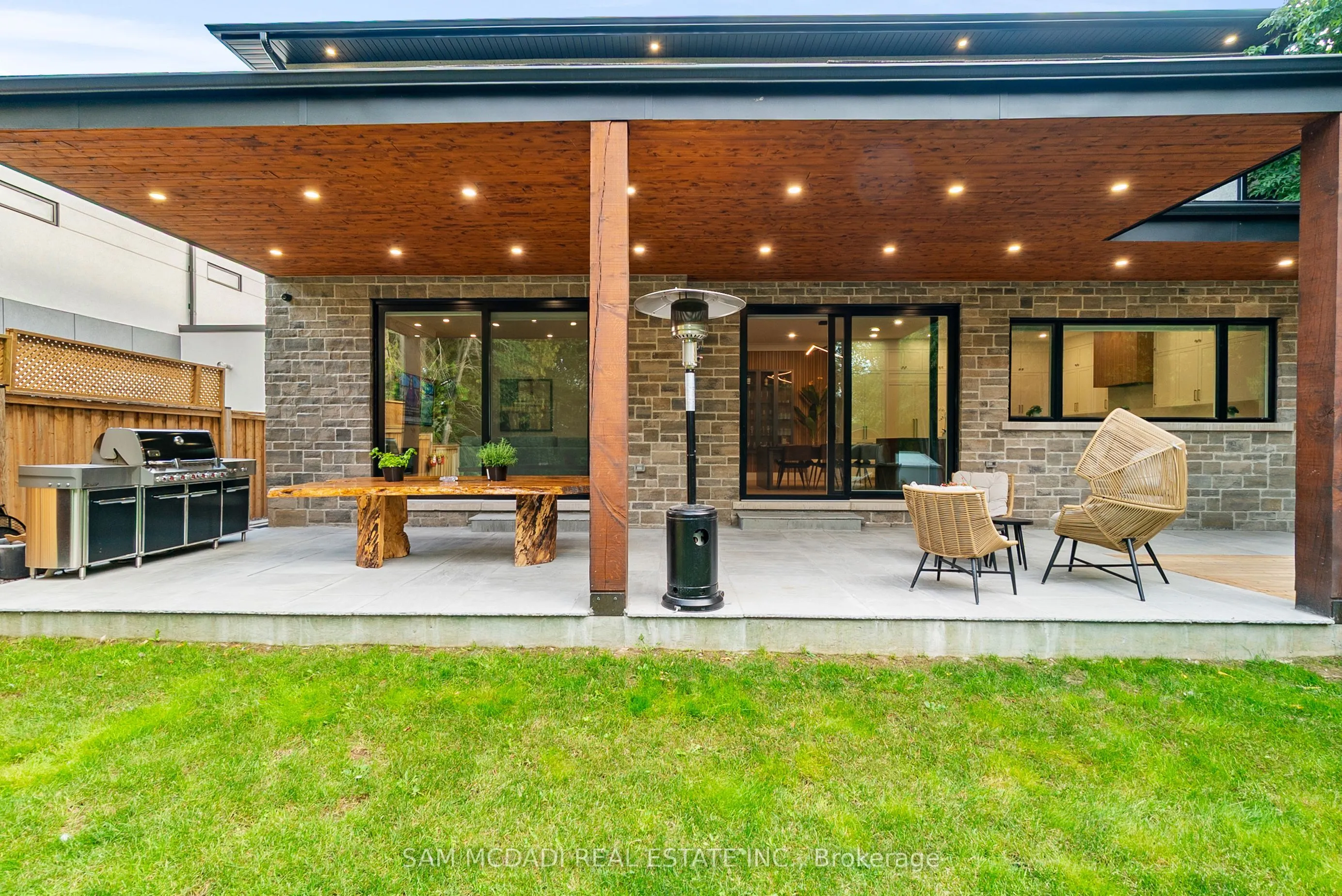 1509 Pembroke Drive
