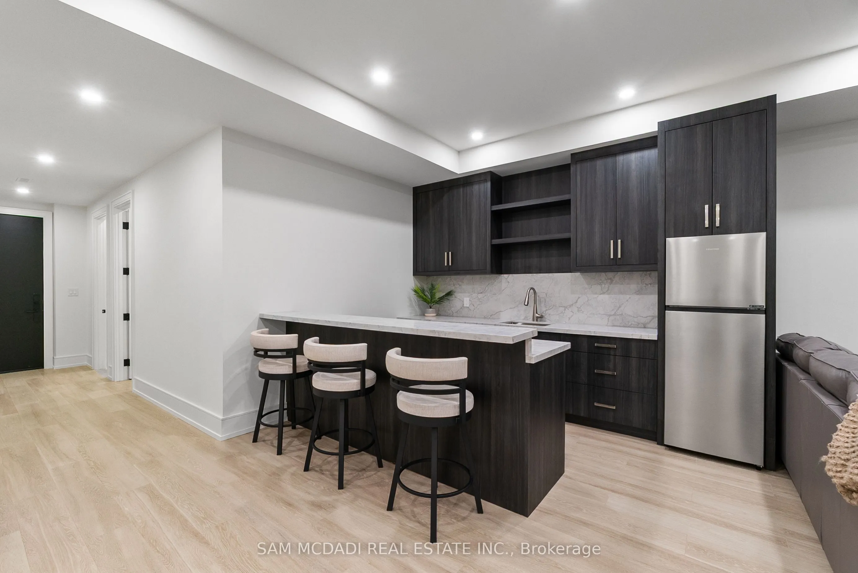 1509 Pembroke Drive