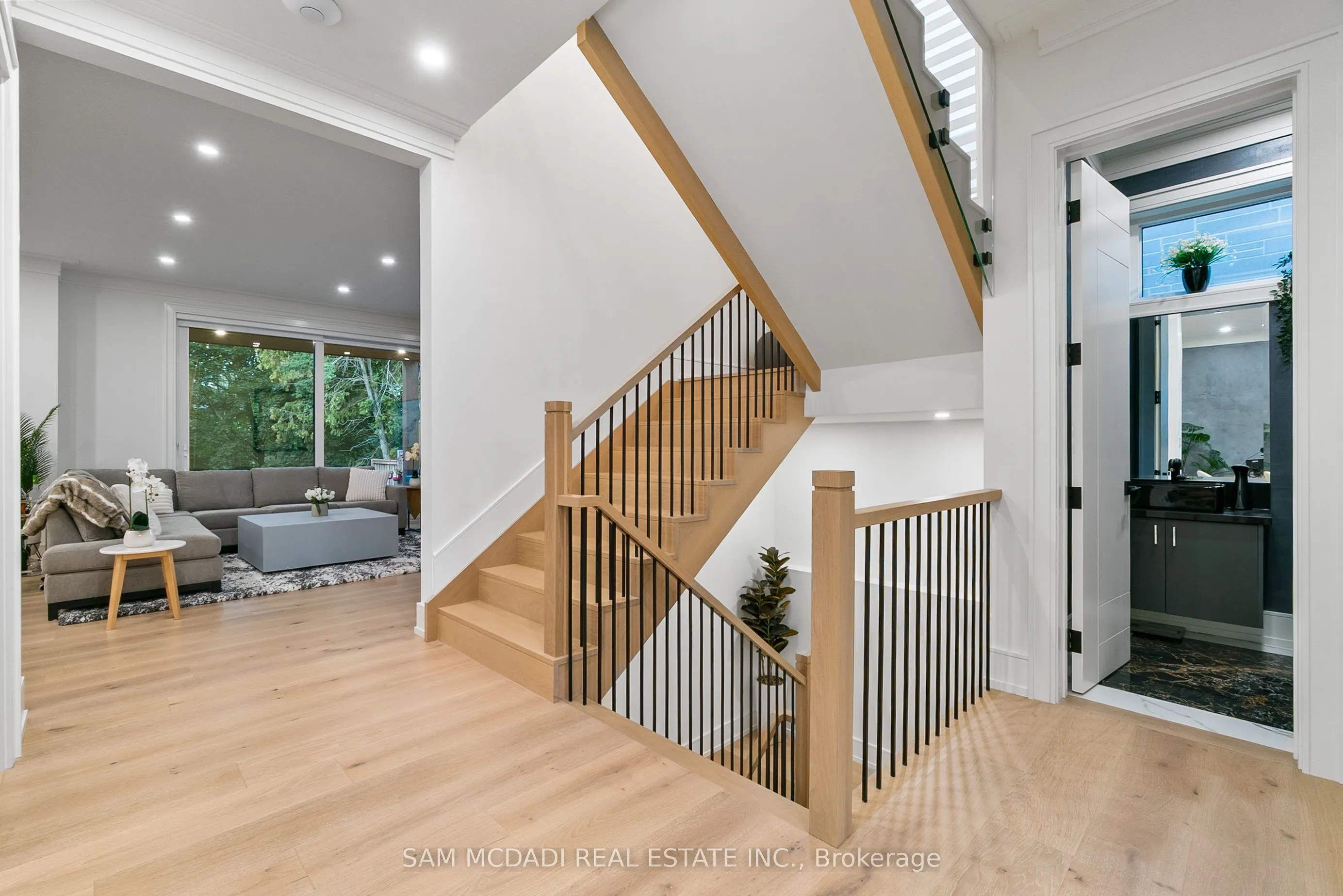 1509 Pembroke Drive