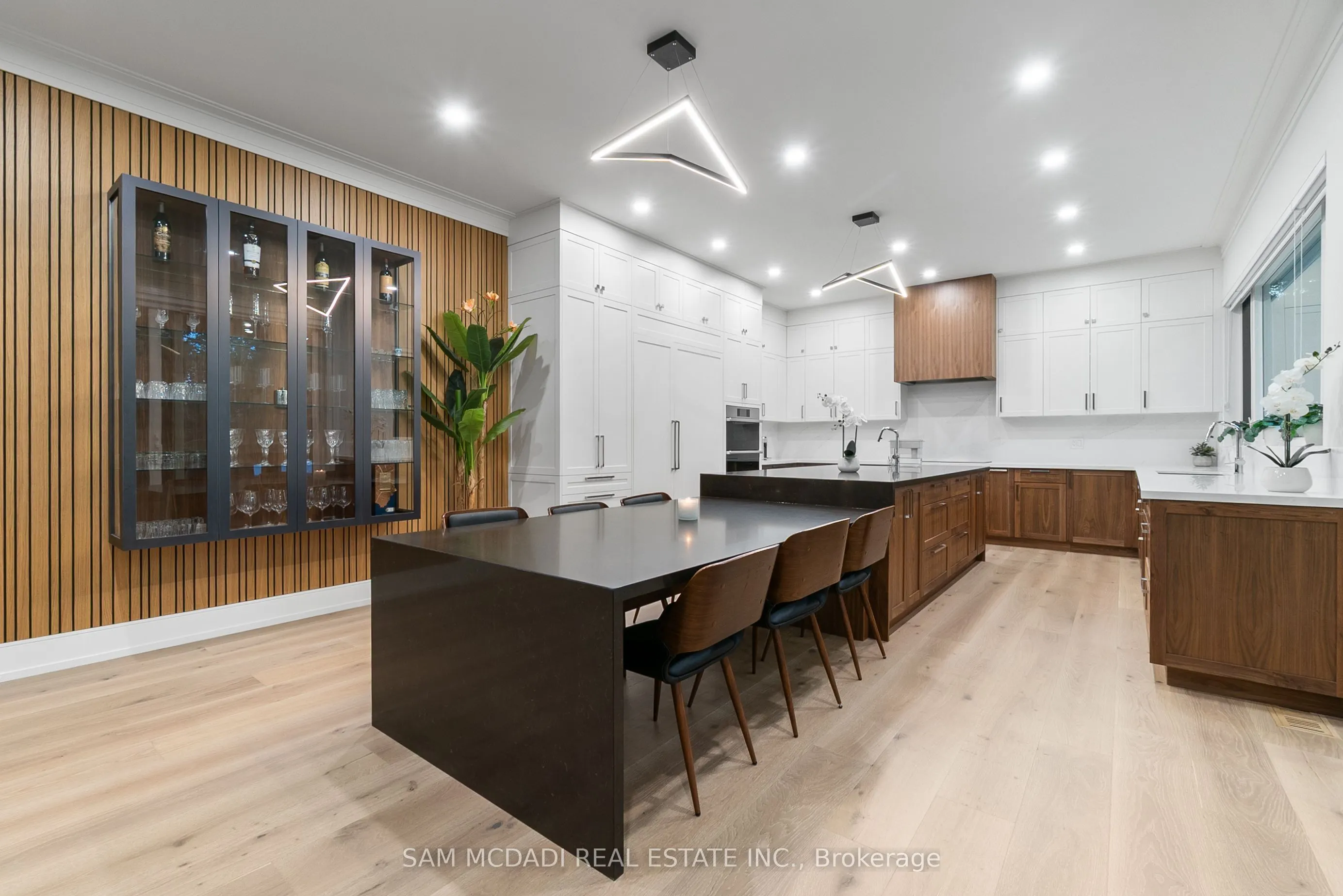 1509 Pembroke Drive