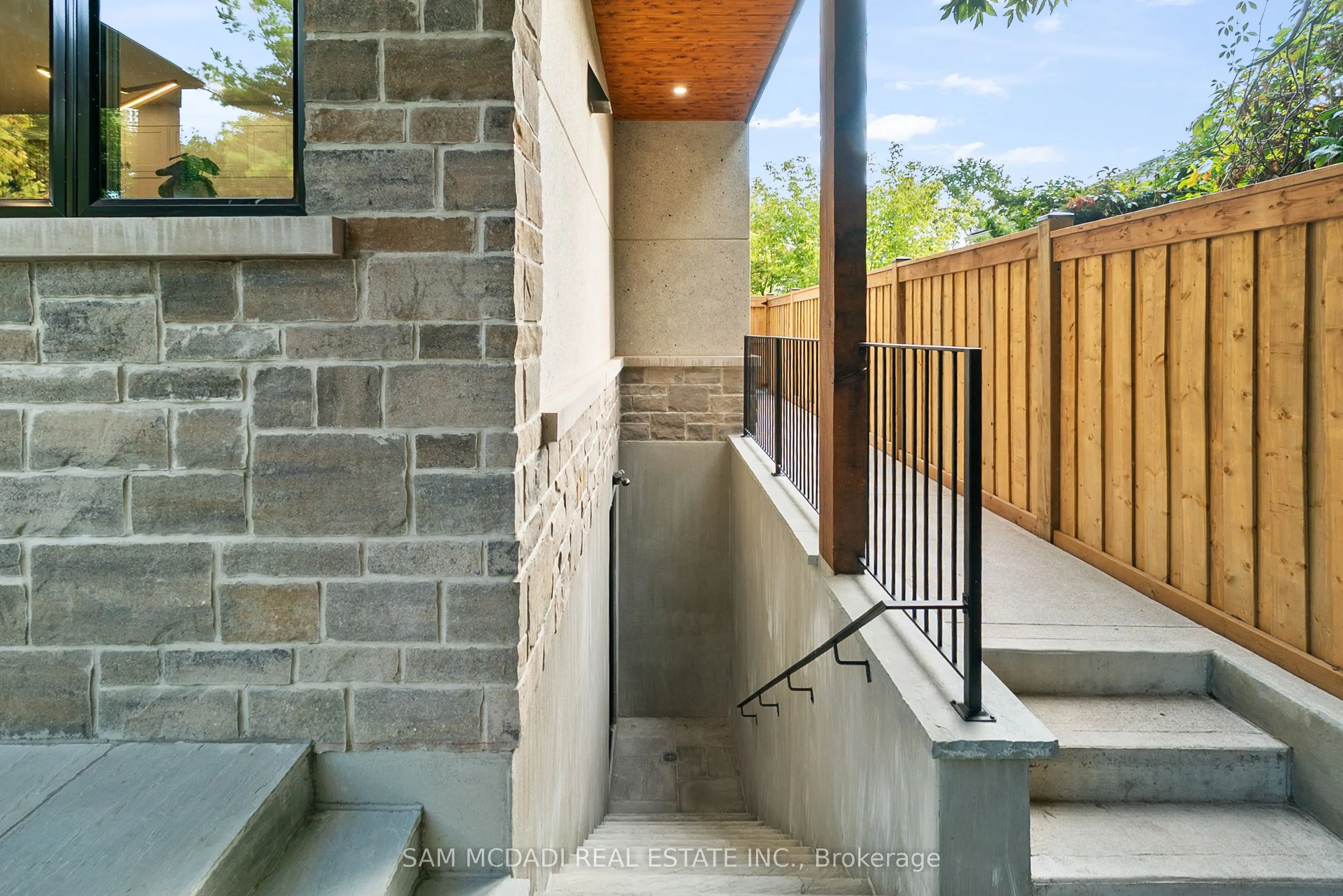 1509 Pembroke Drive